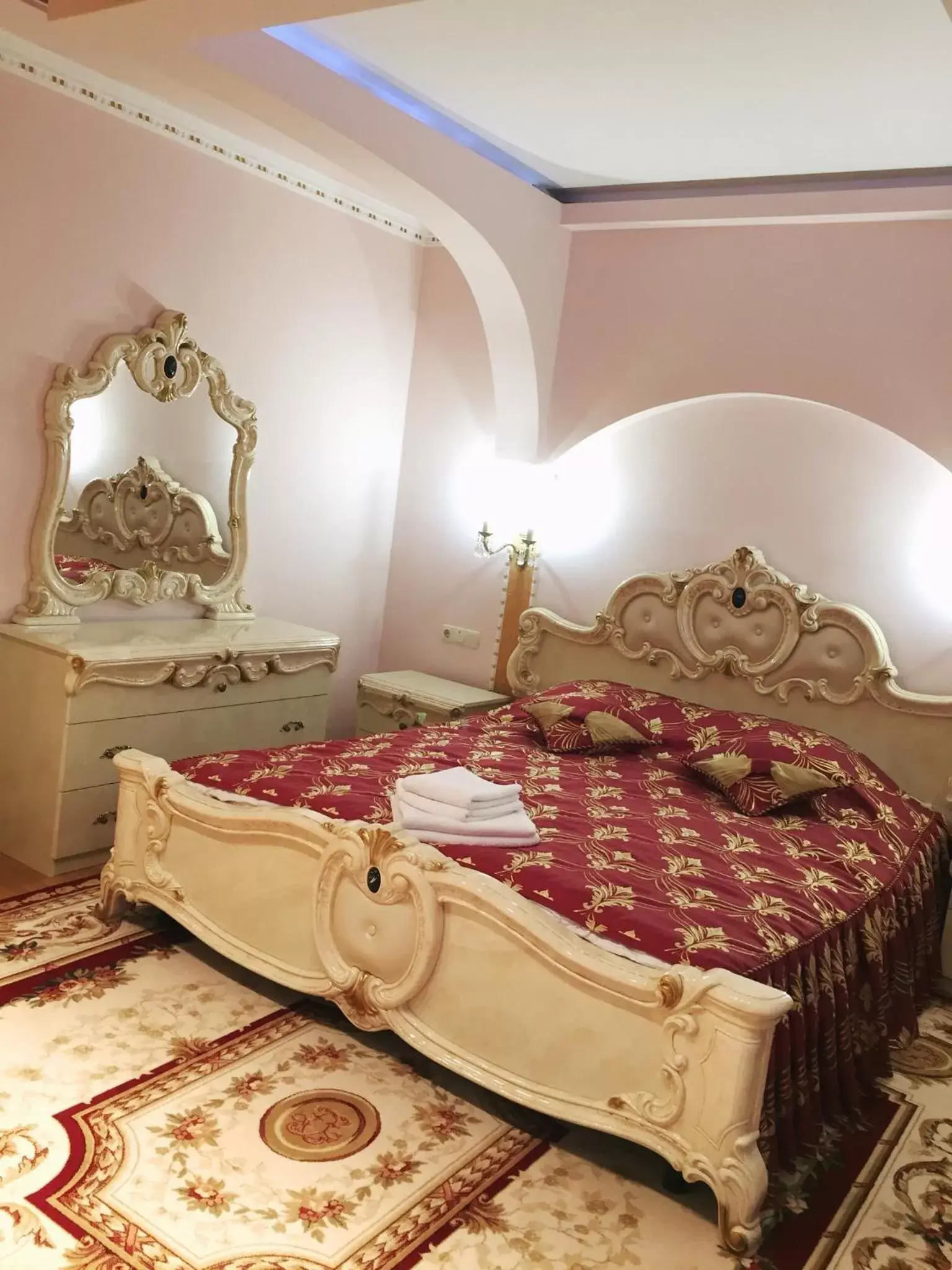 Deluxe Triple Room in Петрос Family Hotel Deluxe Triple Room in Петрос Family Hotel