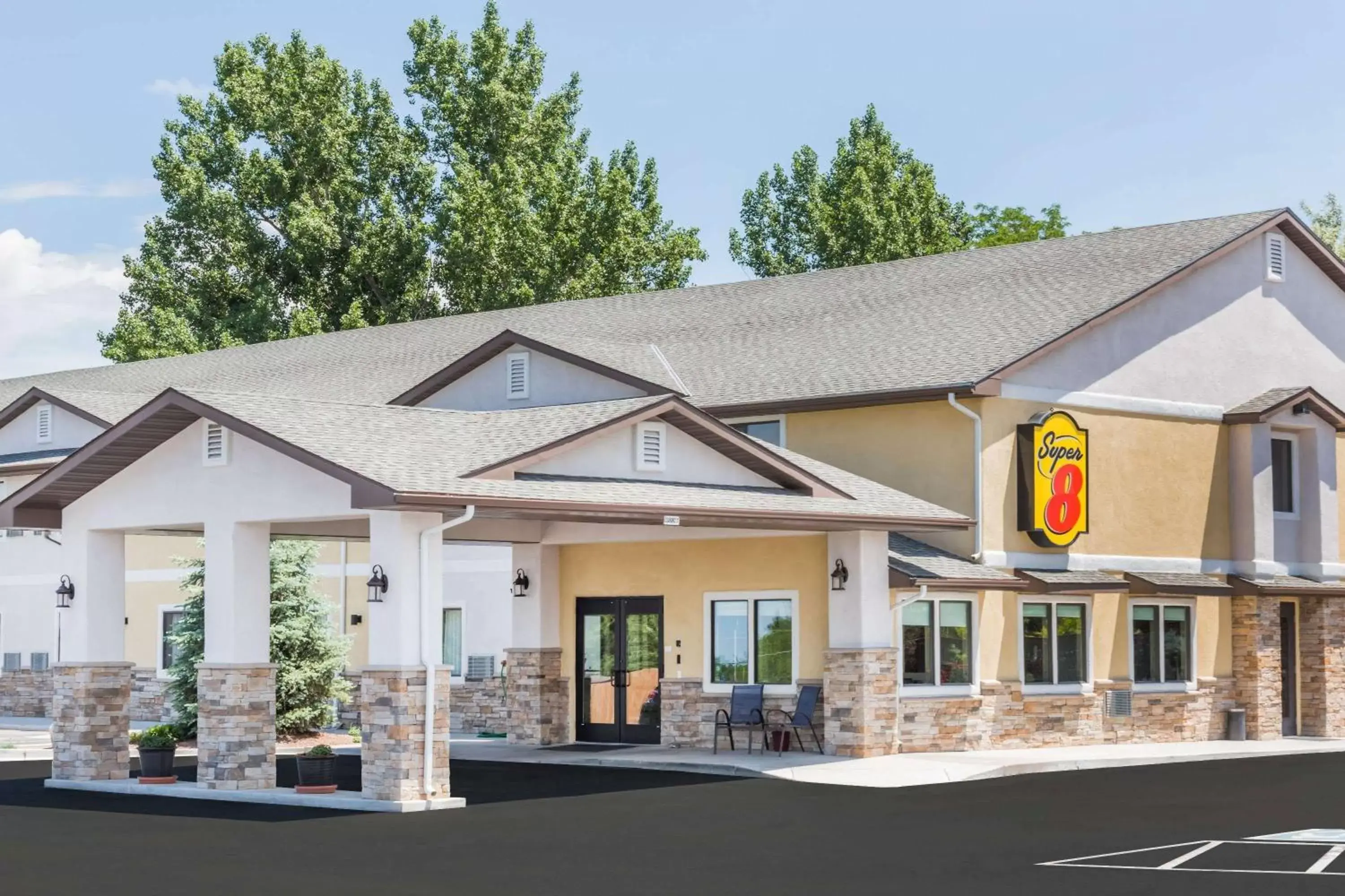 Super 8 by Wyndham Montrose Super 8 by Wyndham Montrose