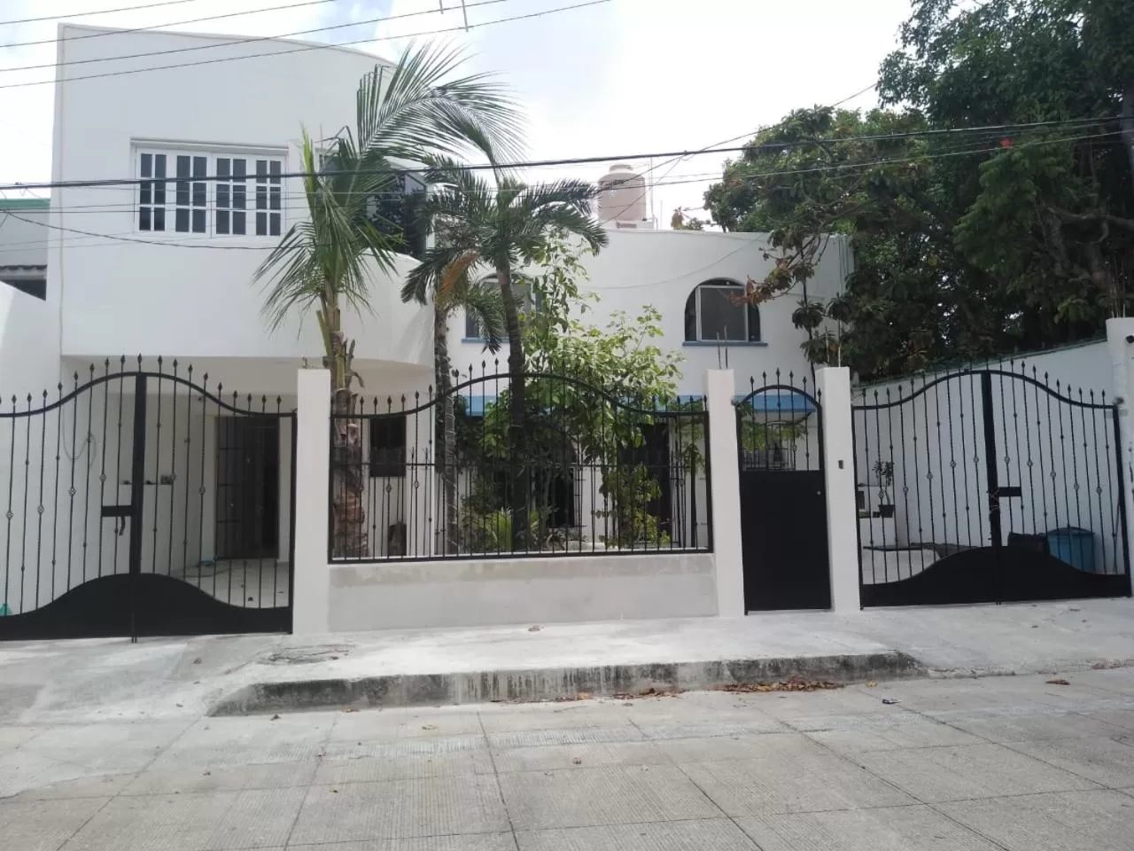 Property building in Thelmar Rooms Cancun