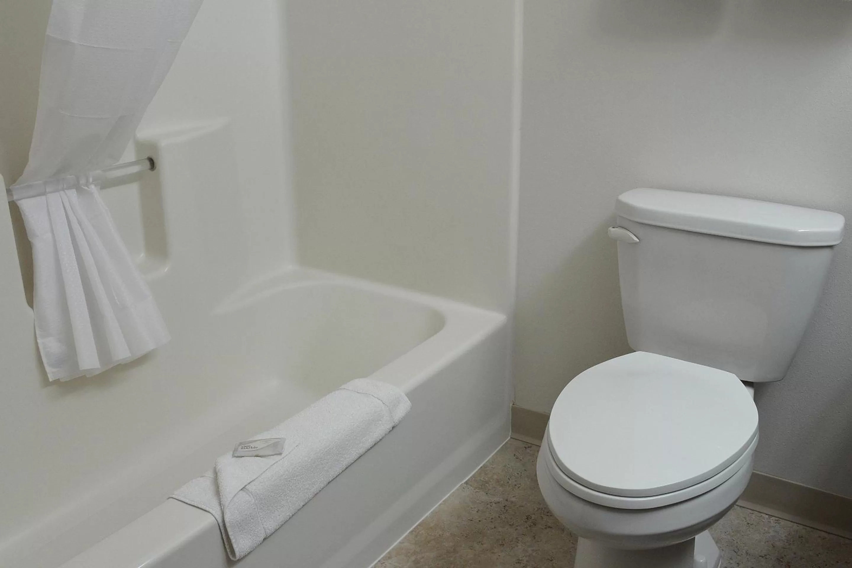 Bathroom in The Great Falls Inn By Riversage