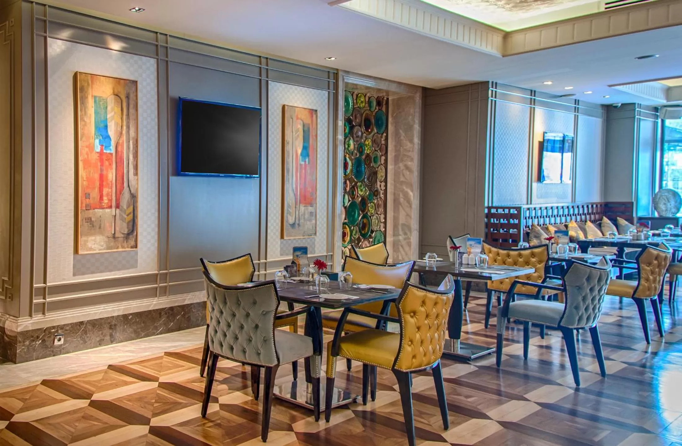 Restaurant/Places to Eat in Windsor Hotel & Convention Center Istanbul