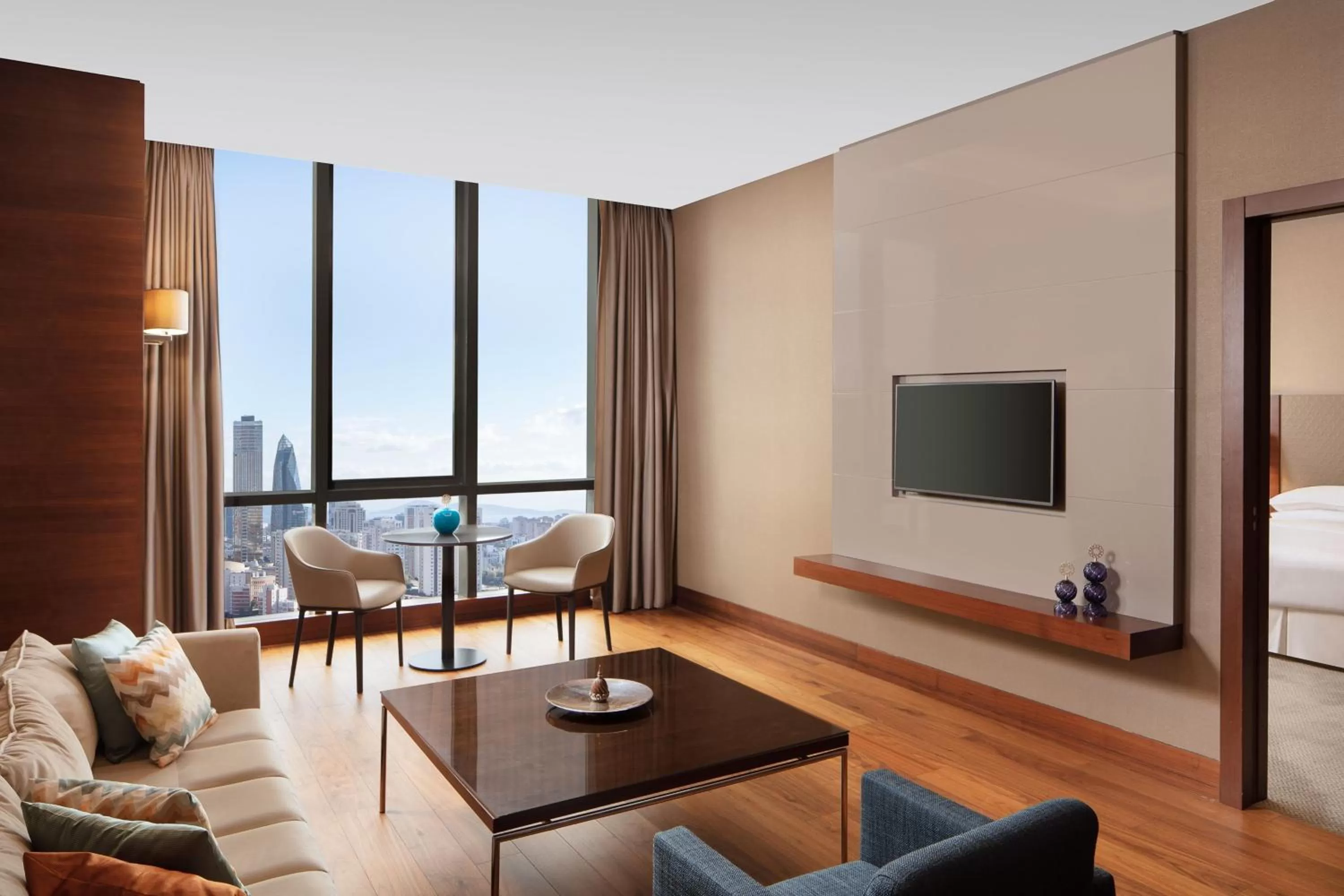 Bedroom, Bed in Sheraton Grand Istanbul Atasehir