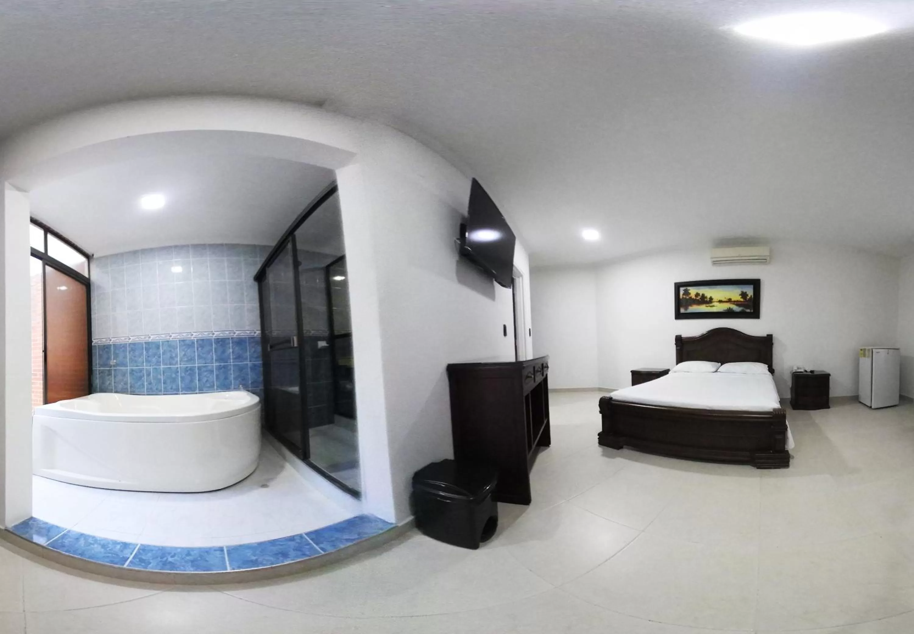 Photo of the whole room, Bed in Zahira Hotel Melgar