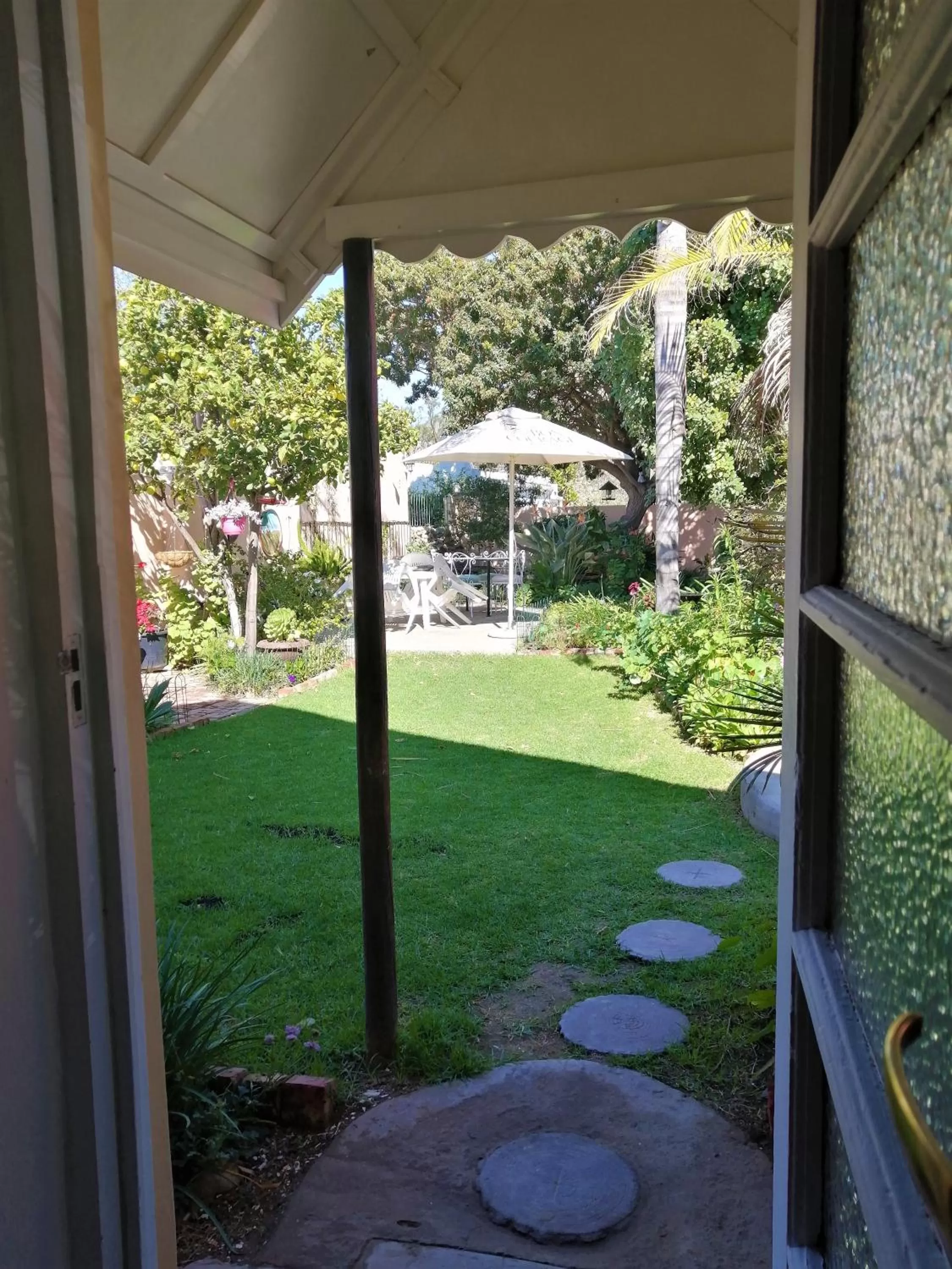 Garden view in Squirrels Corner