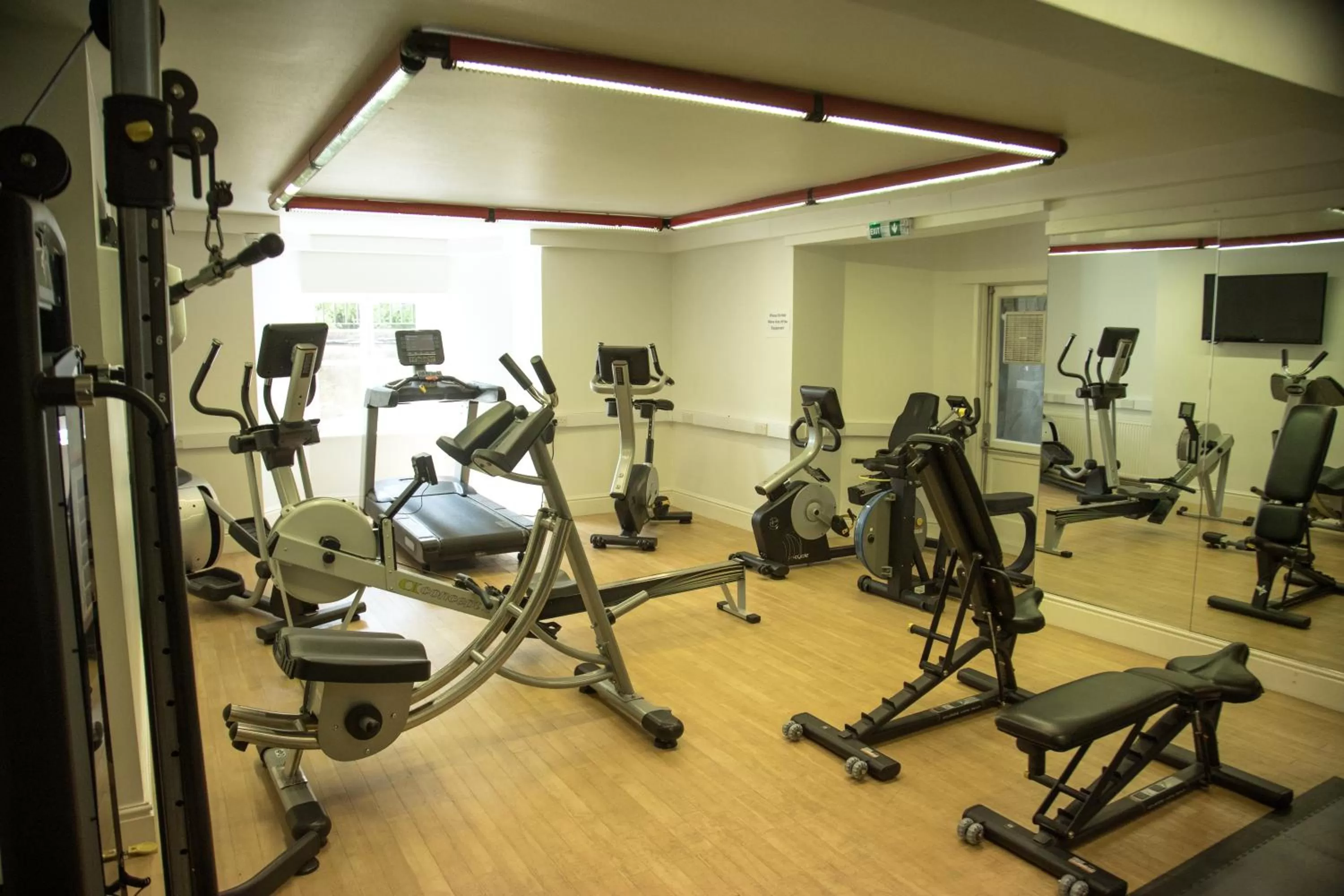 Fitness centre/facilities in B/W Plus Buxton Lee Wood Hotel
