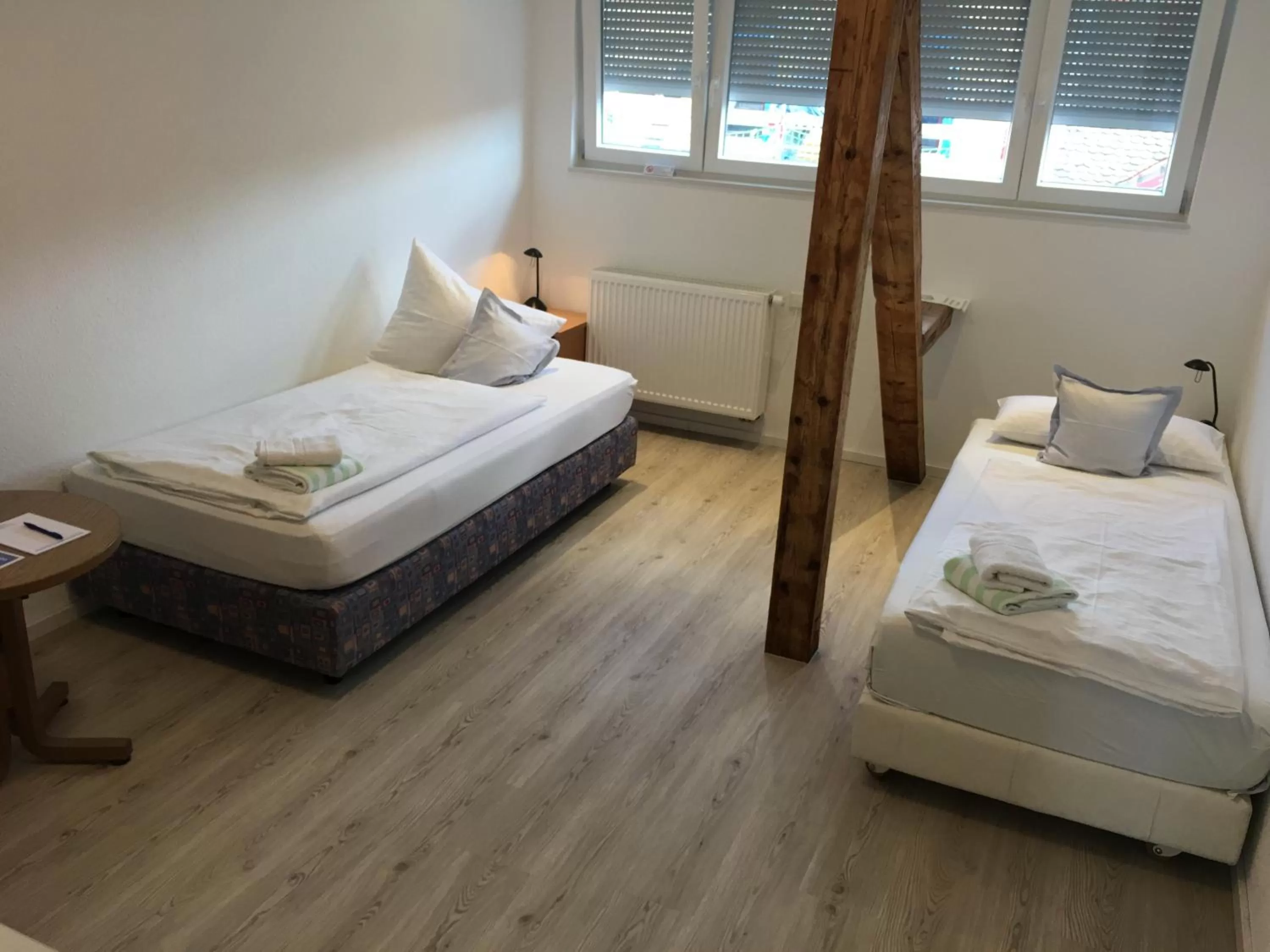 Photo of the whole room, Bed in Hotel Barbarossa Karlsruhe Stadtmitte