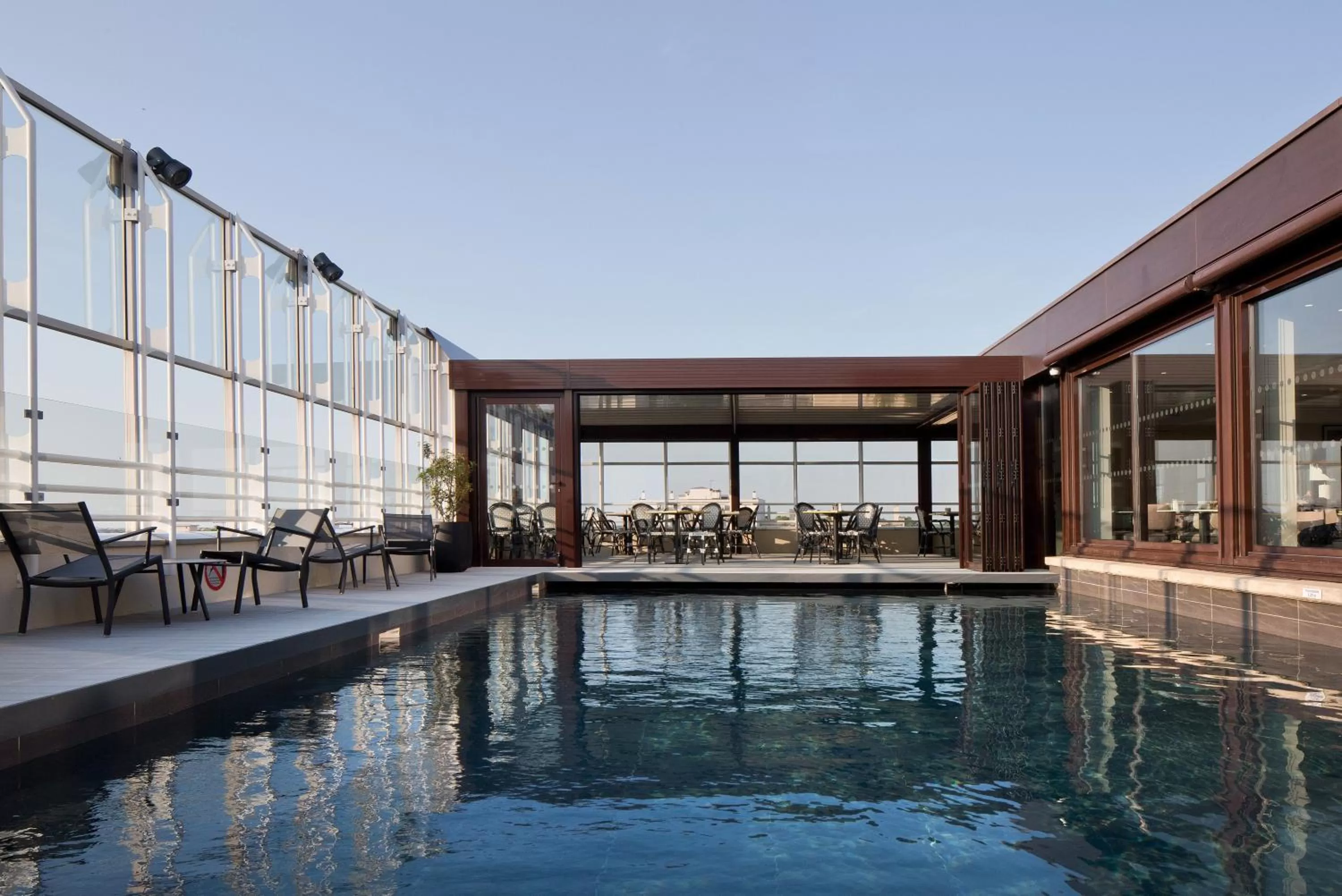 Pool view in Pullman La Pléiade Montpellier Centre