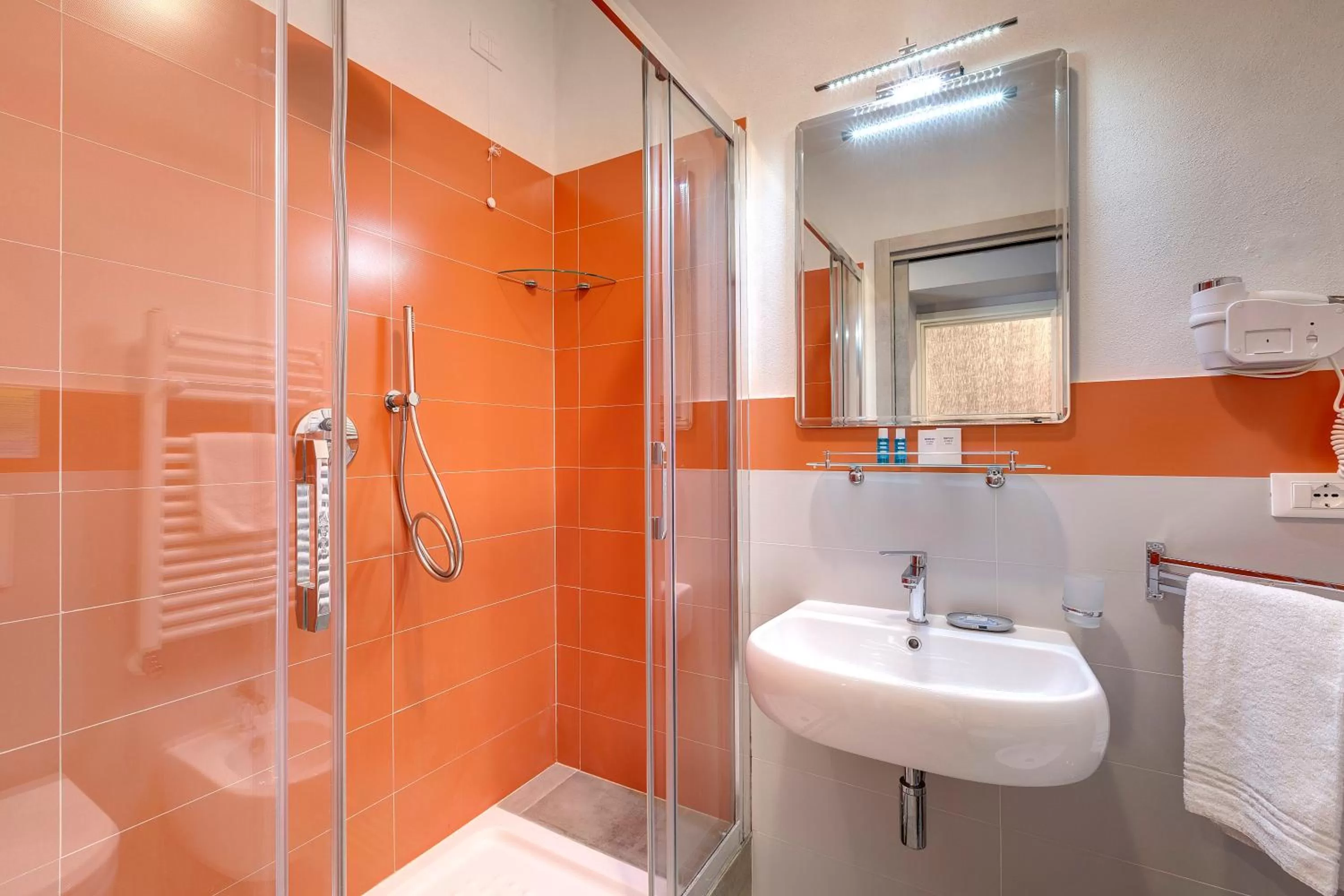 Shower, Bathroom in Al Consolato