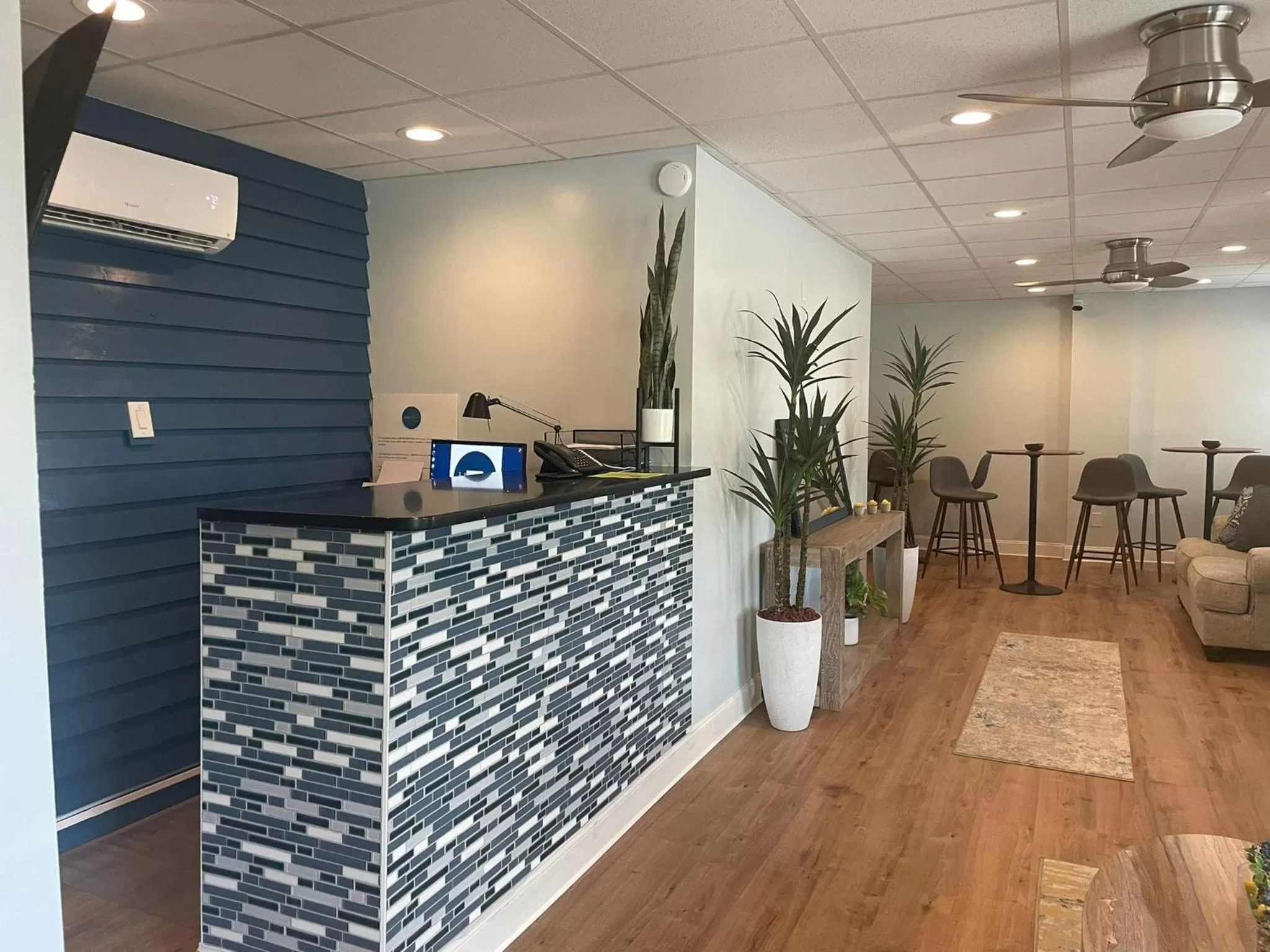 Lobby or reception in BlueGem Motel