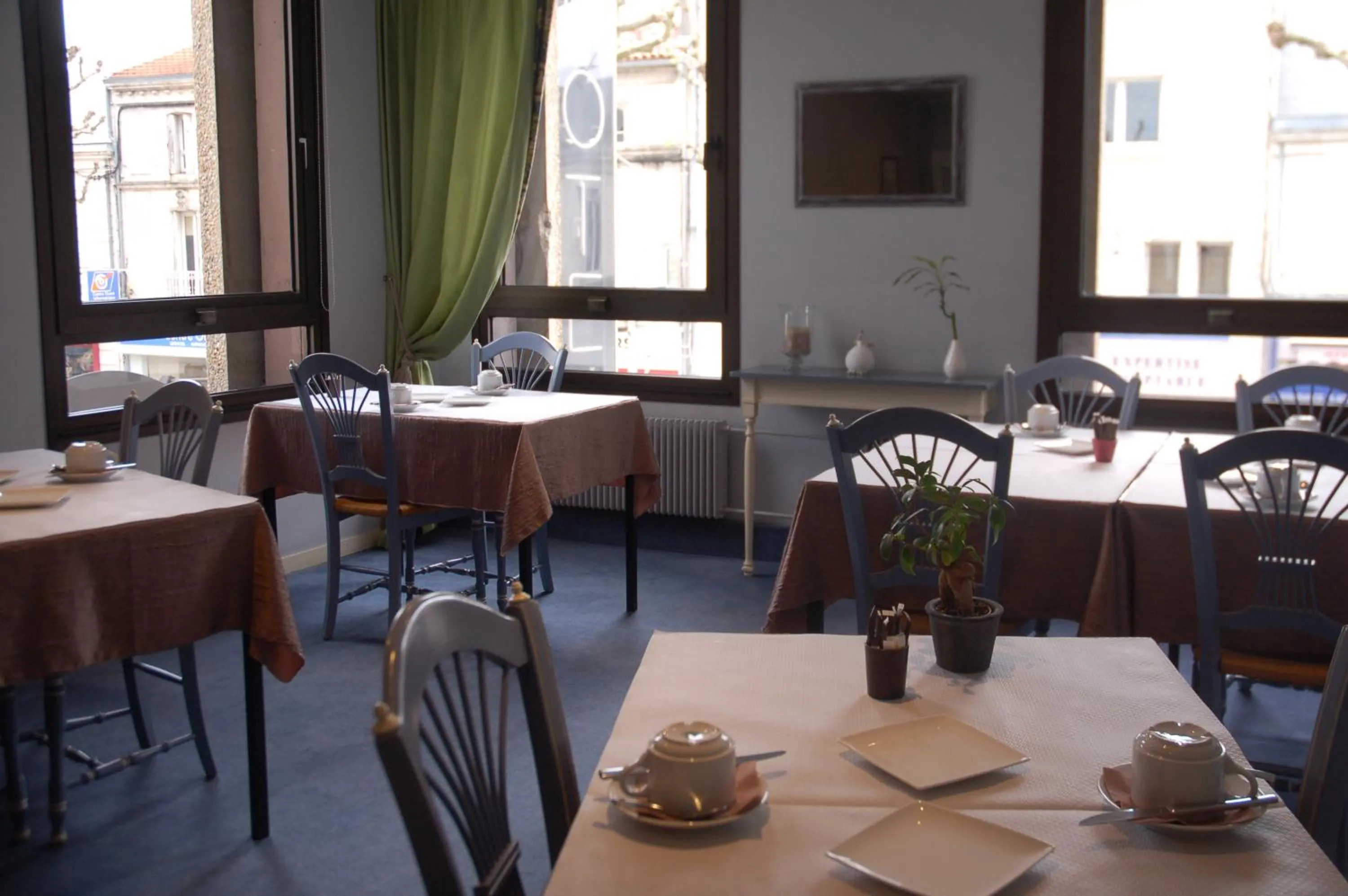 Area and facilities in Hôtel de L'Avenue