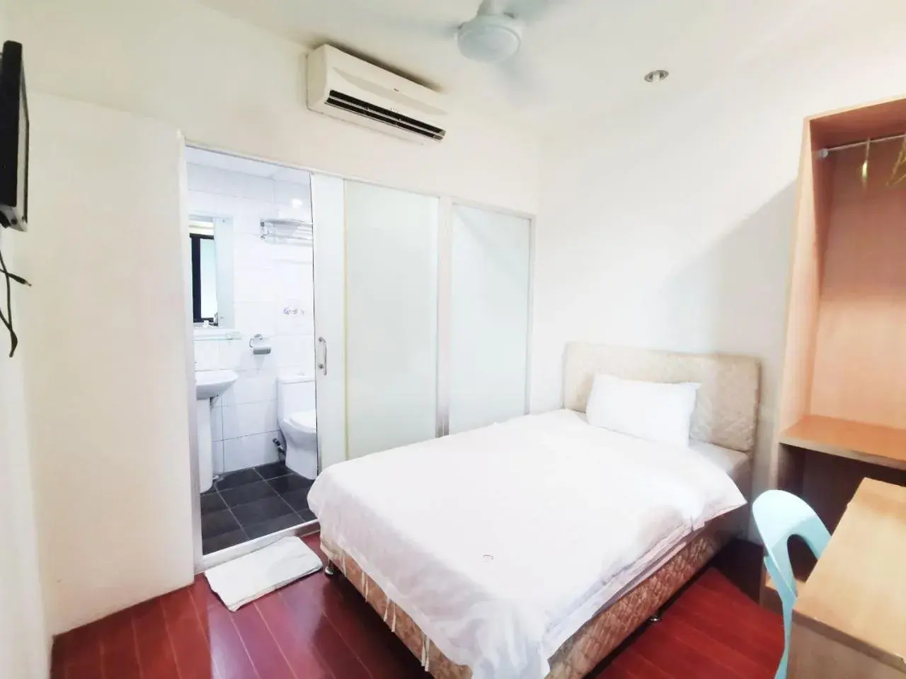 Standard Single Room in Homestay Kuching Hotel Standard Single Room in Homestay Kuching Hotel