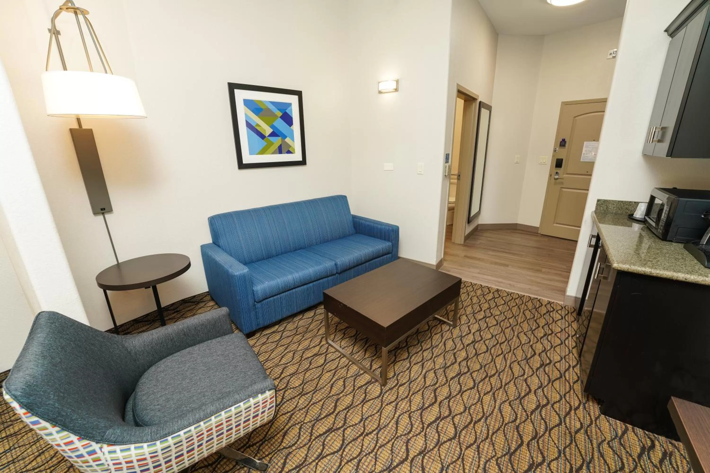 Photo of the whole room in Holiday Inn Express and Suites Springfield Medical District by IHG