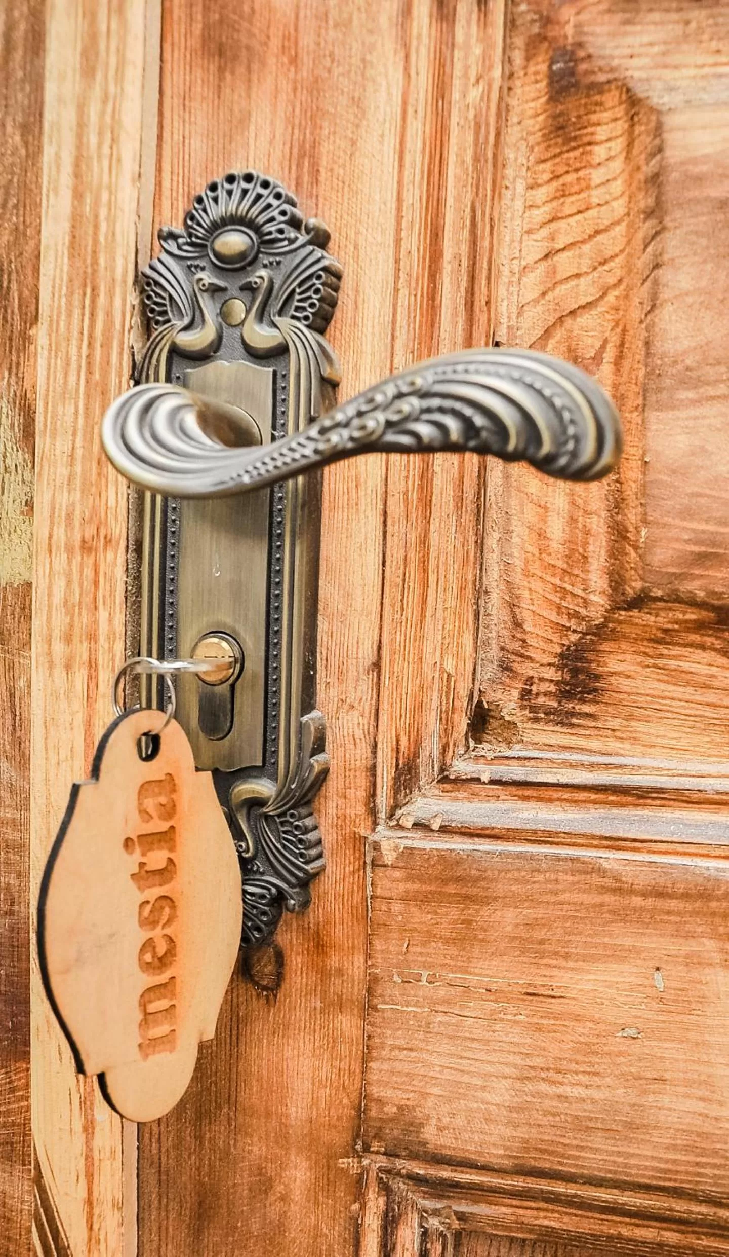 Decorative detail in Palm Hotel