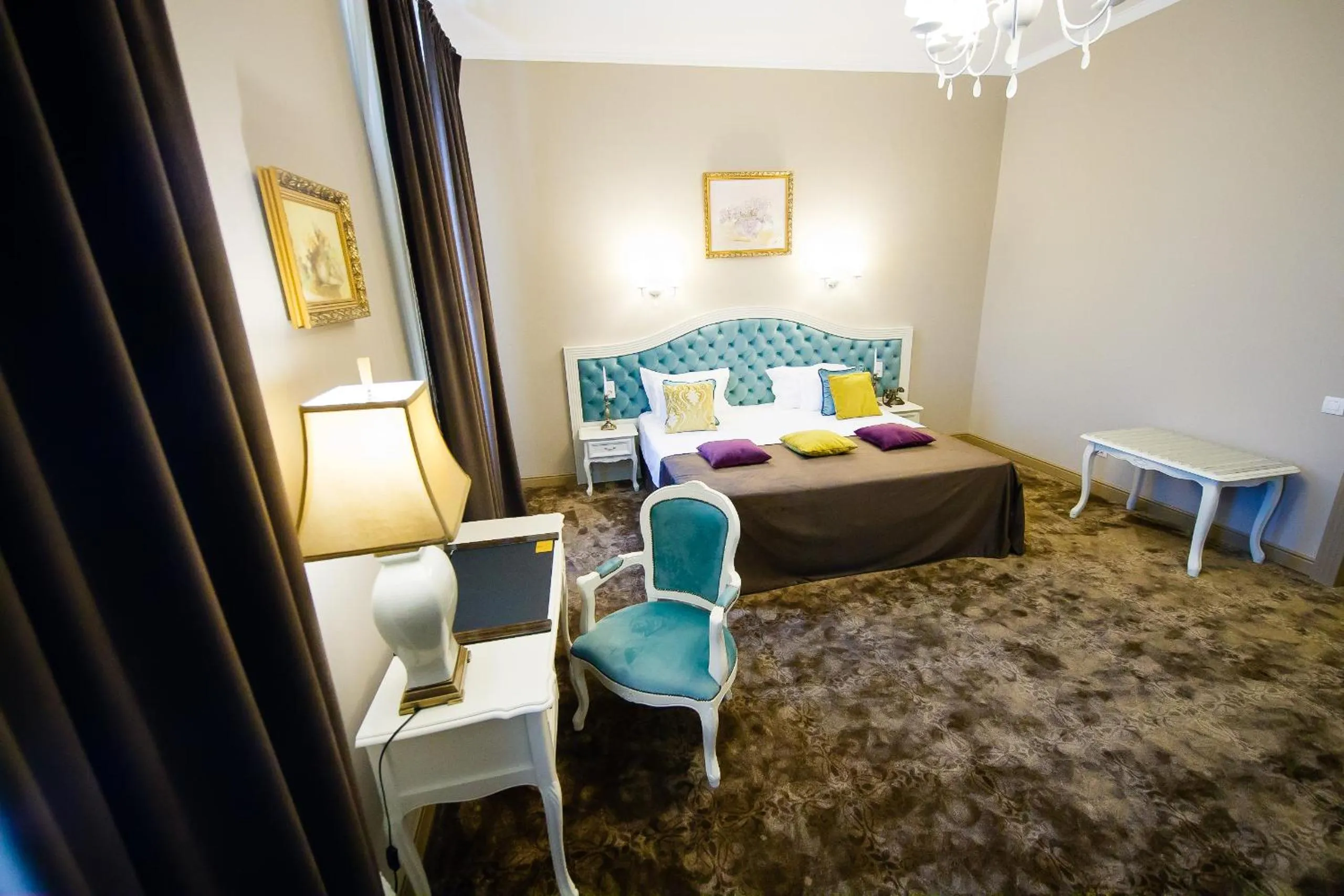 Bed in Grand Hotel Traian