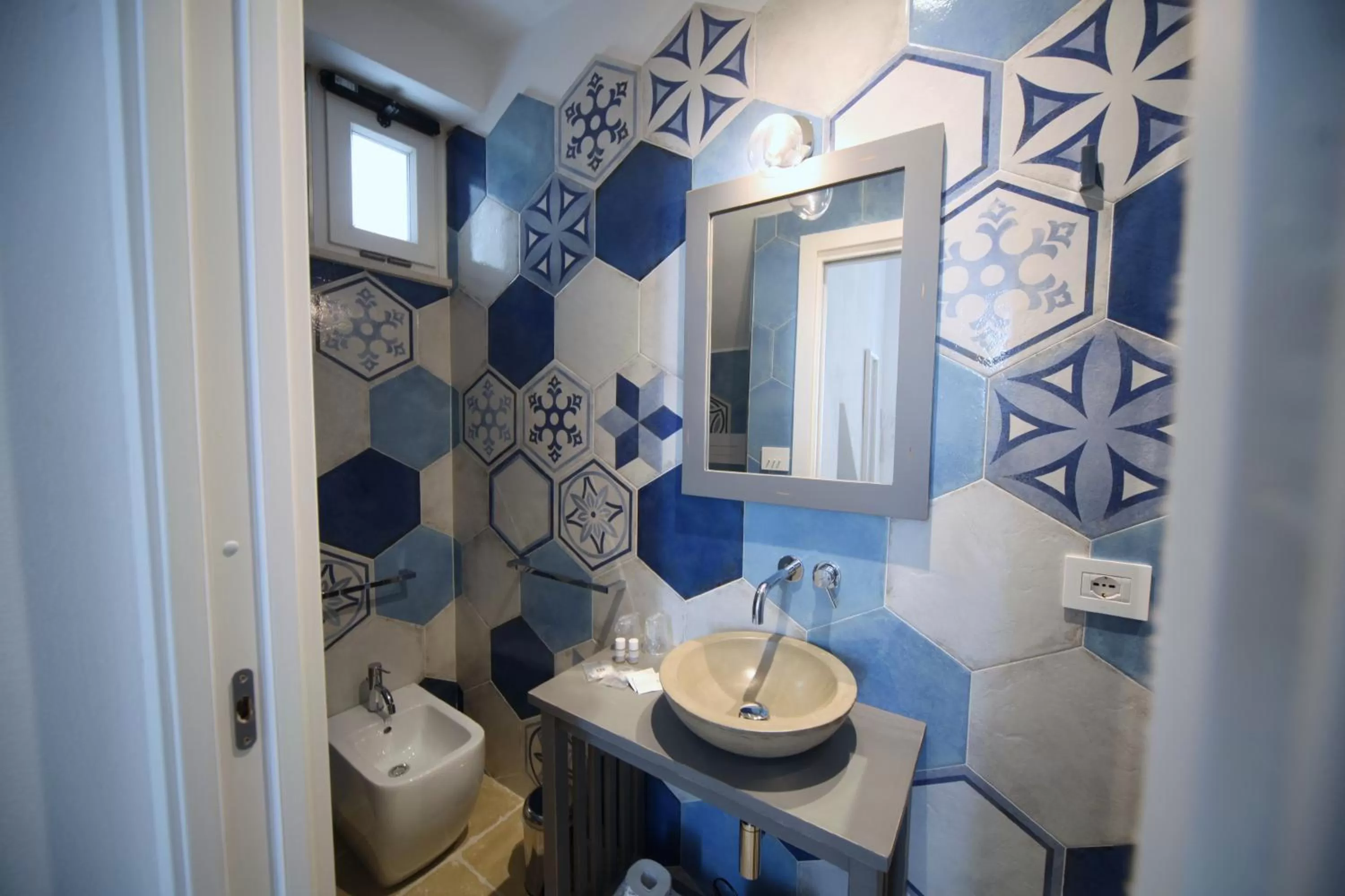 Toilet in Mare Versus Luxury Suites