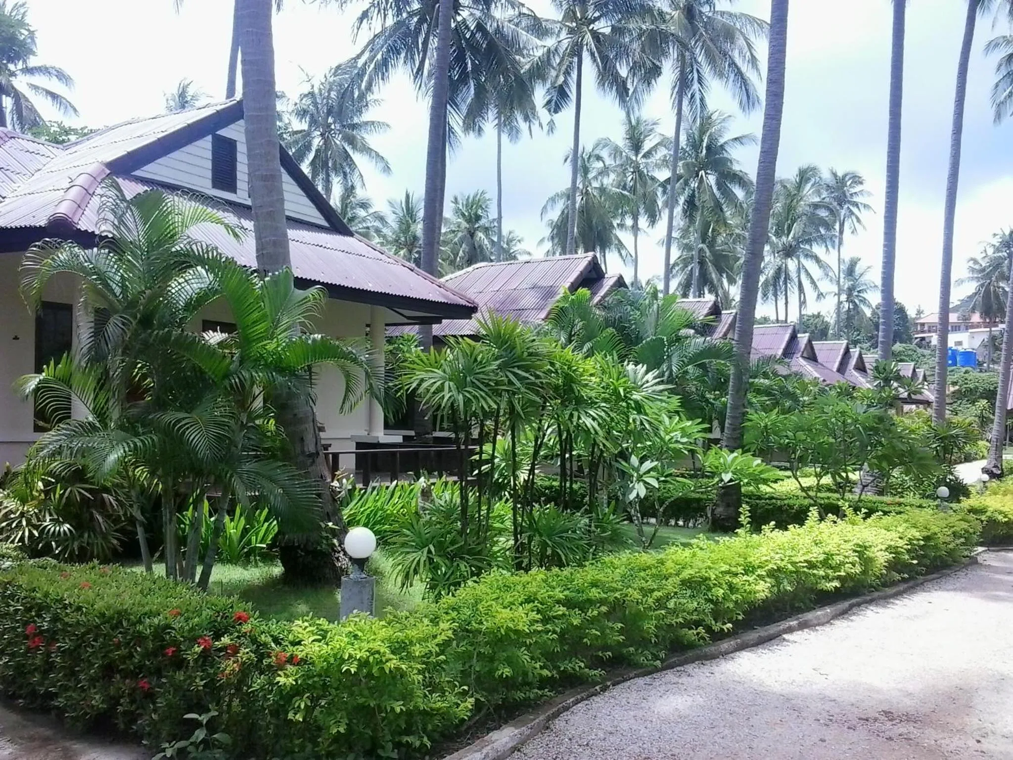 Moonwalk Lanta Resort