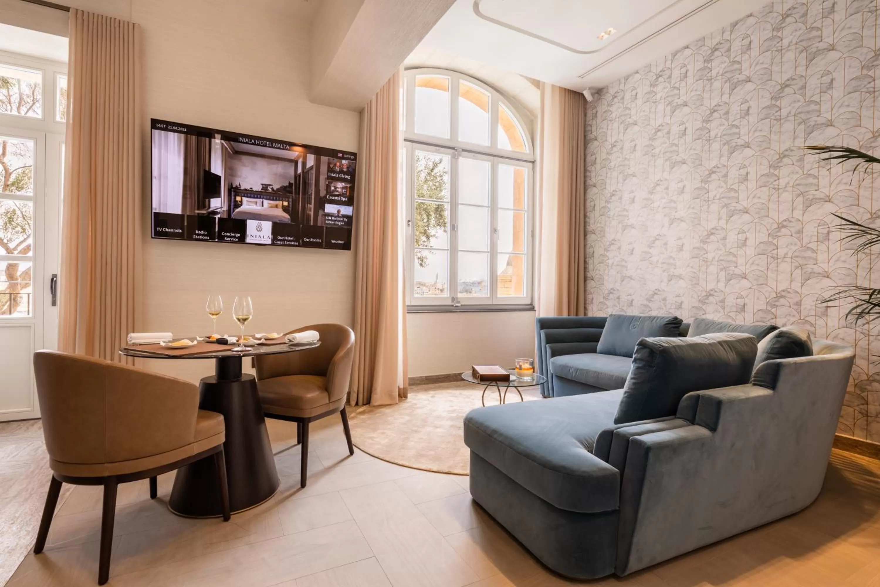 Living room in Iniala Harbour House