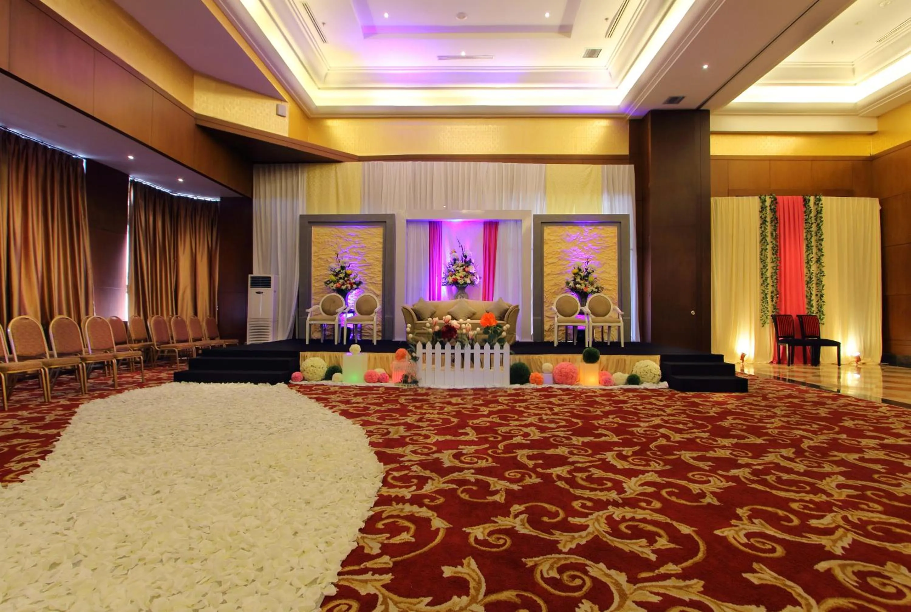 Banquet/Function facilities in Best Western Mangga Dua Hotel & Residence