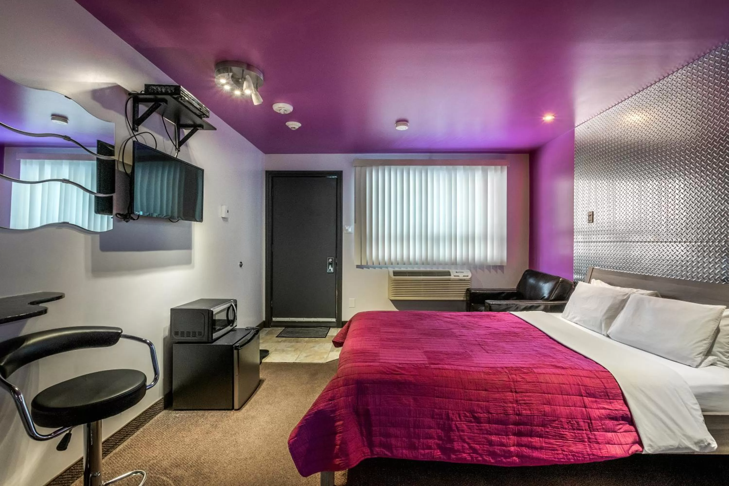 TV and multimedia, Bed in Auberge St. Jacques