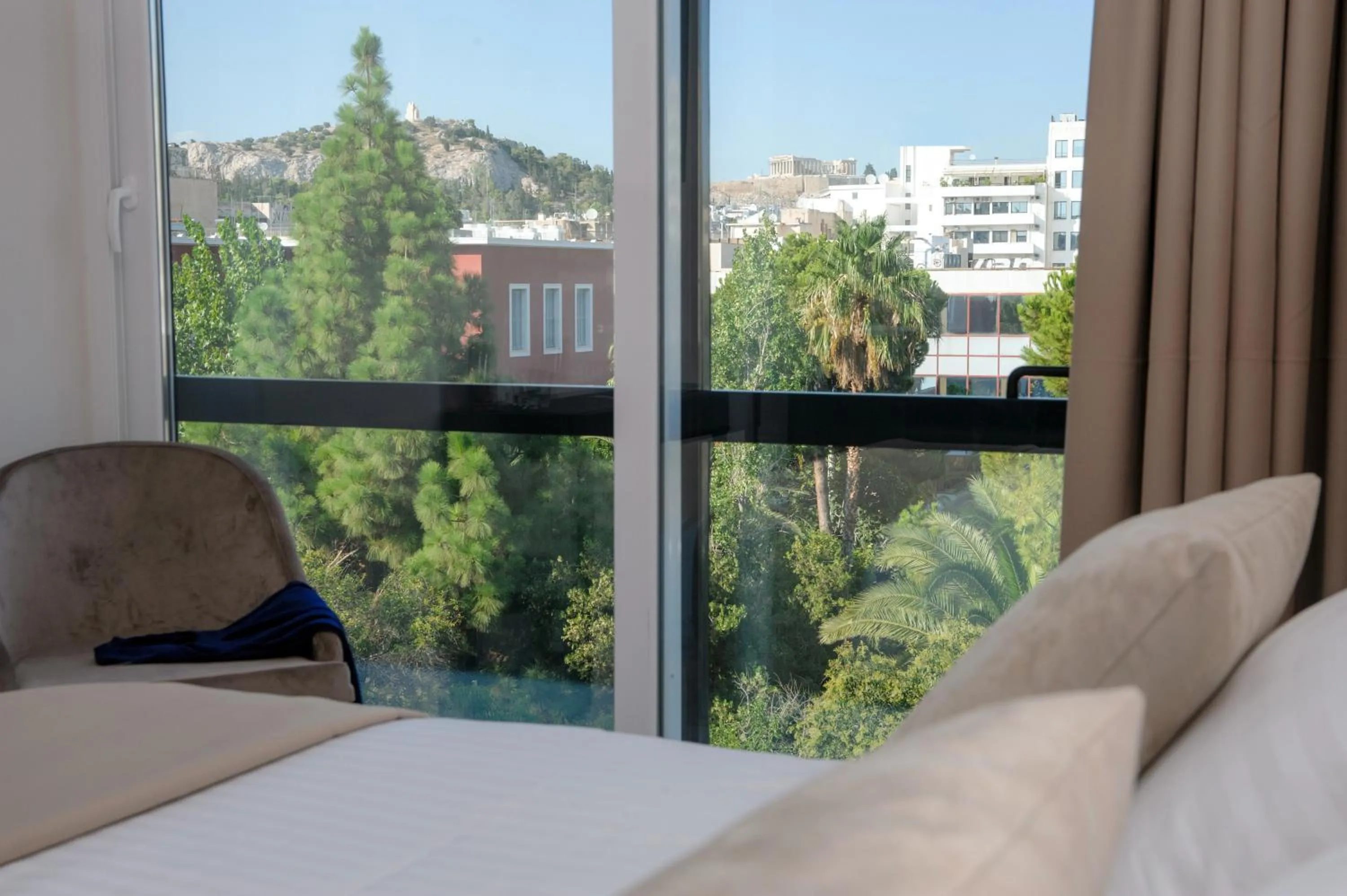 Seating area in B4B Athens 365