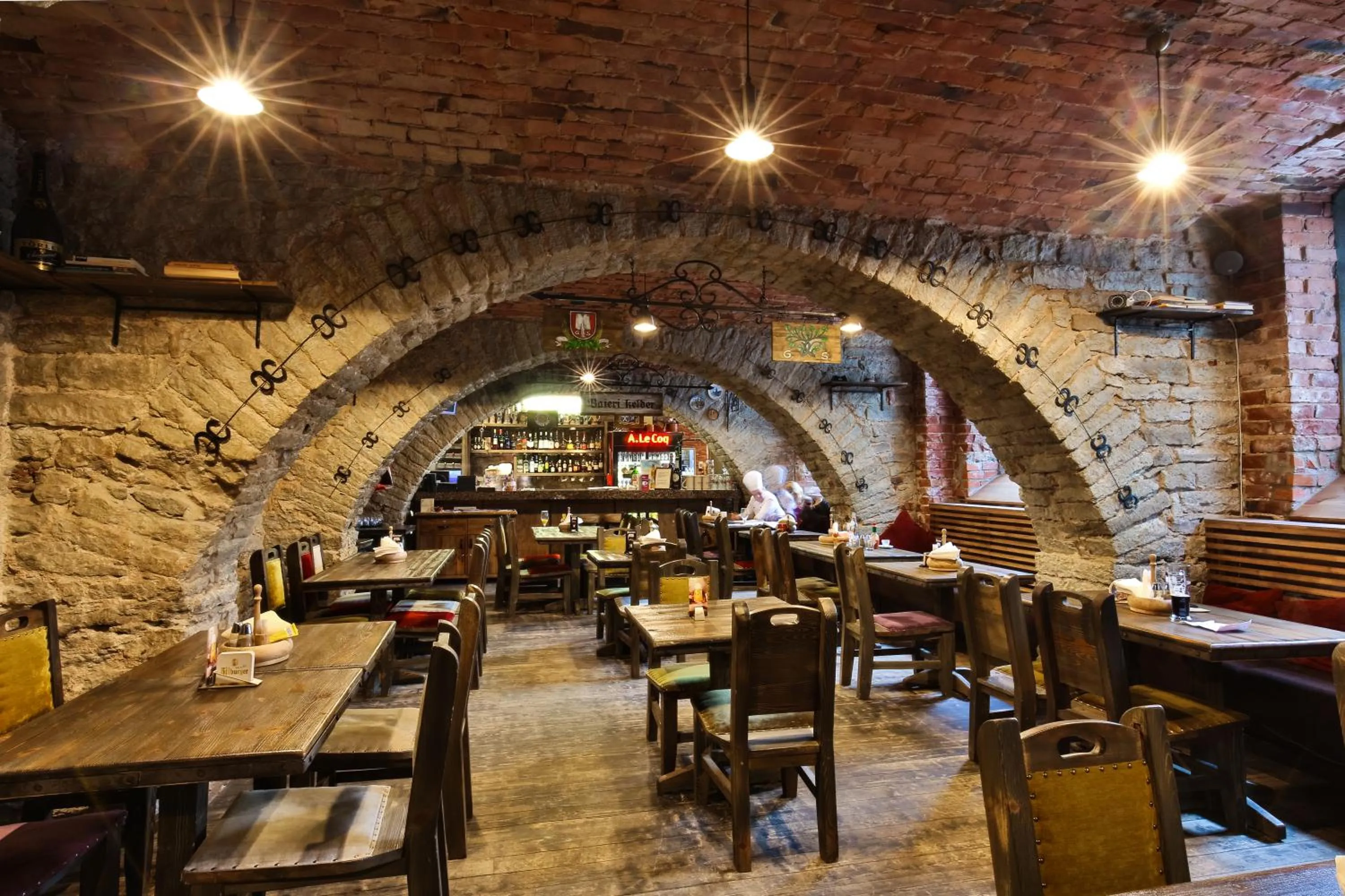 Restaurant/places to eat in Hotel St. Barbara