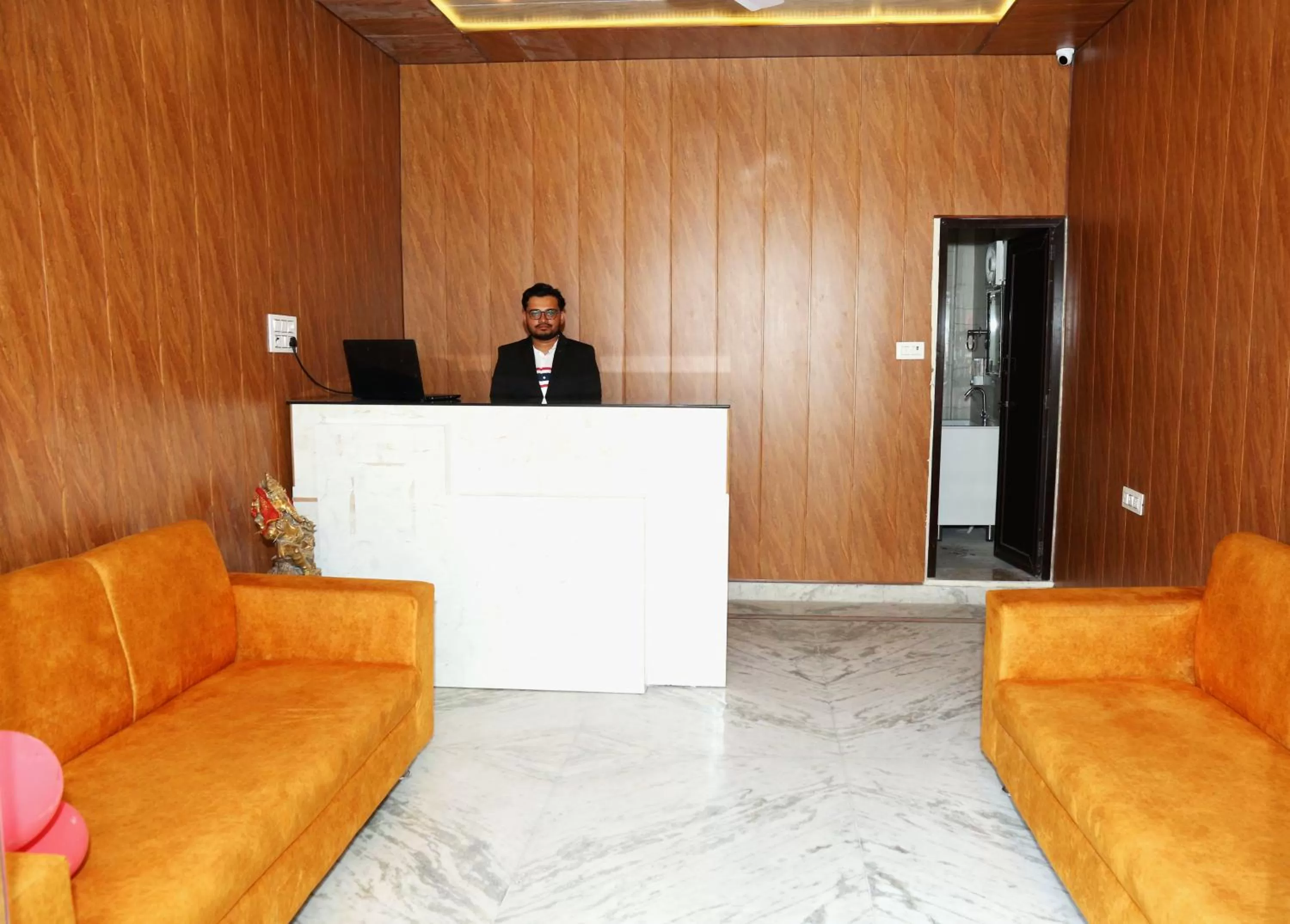 Property building in Tapovan New Residency - 5 minutes walk to Laxman jhula