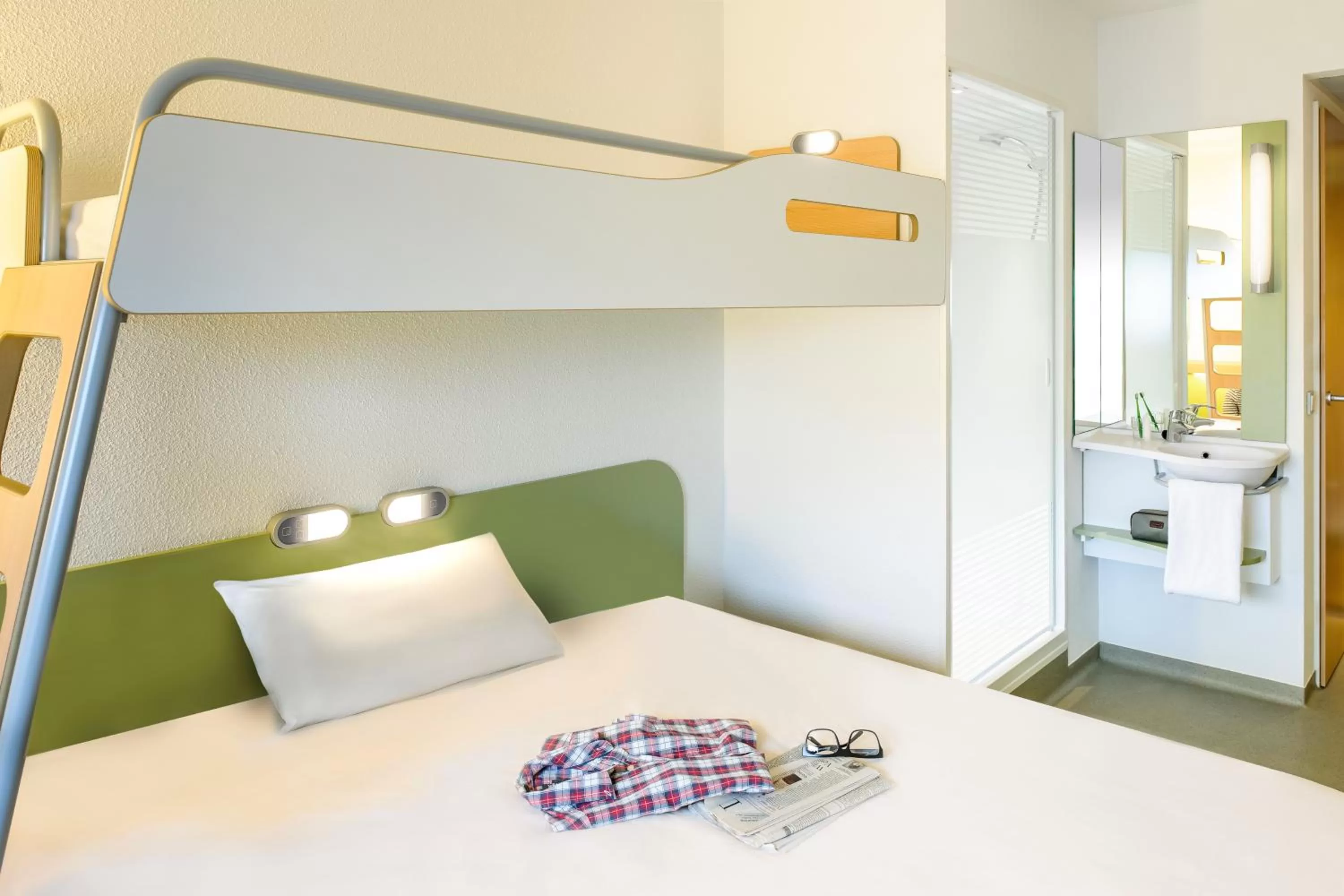Bed in ibis budget Basel City