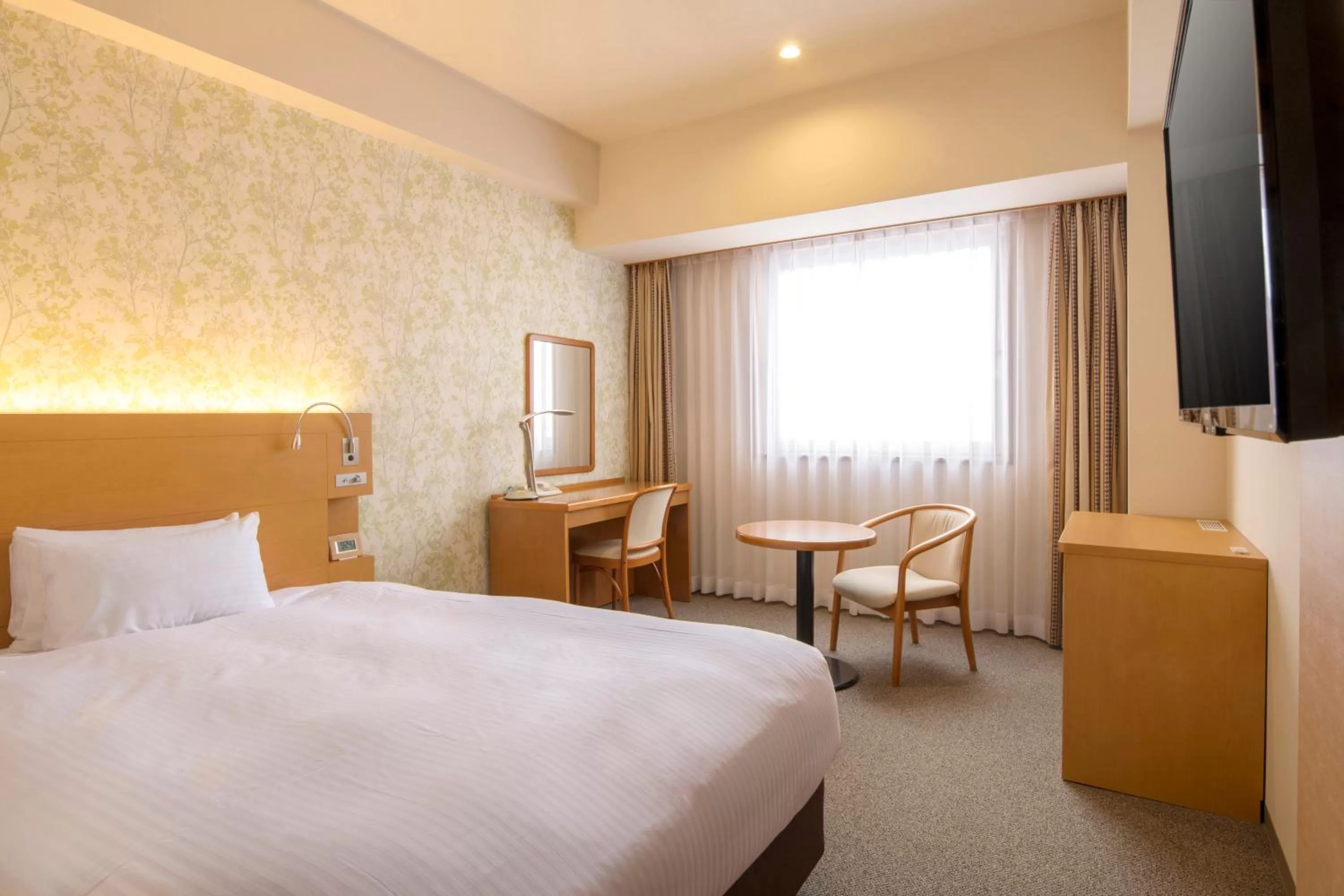 Photo of the whole room, Bed in Chisun Grand Nagano