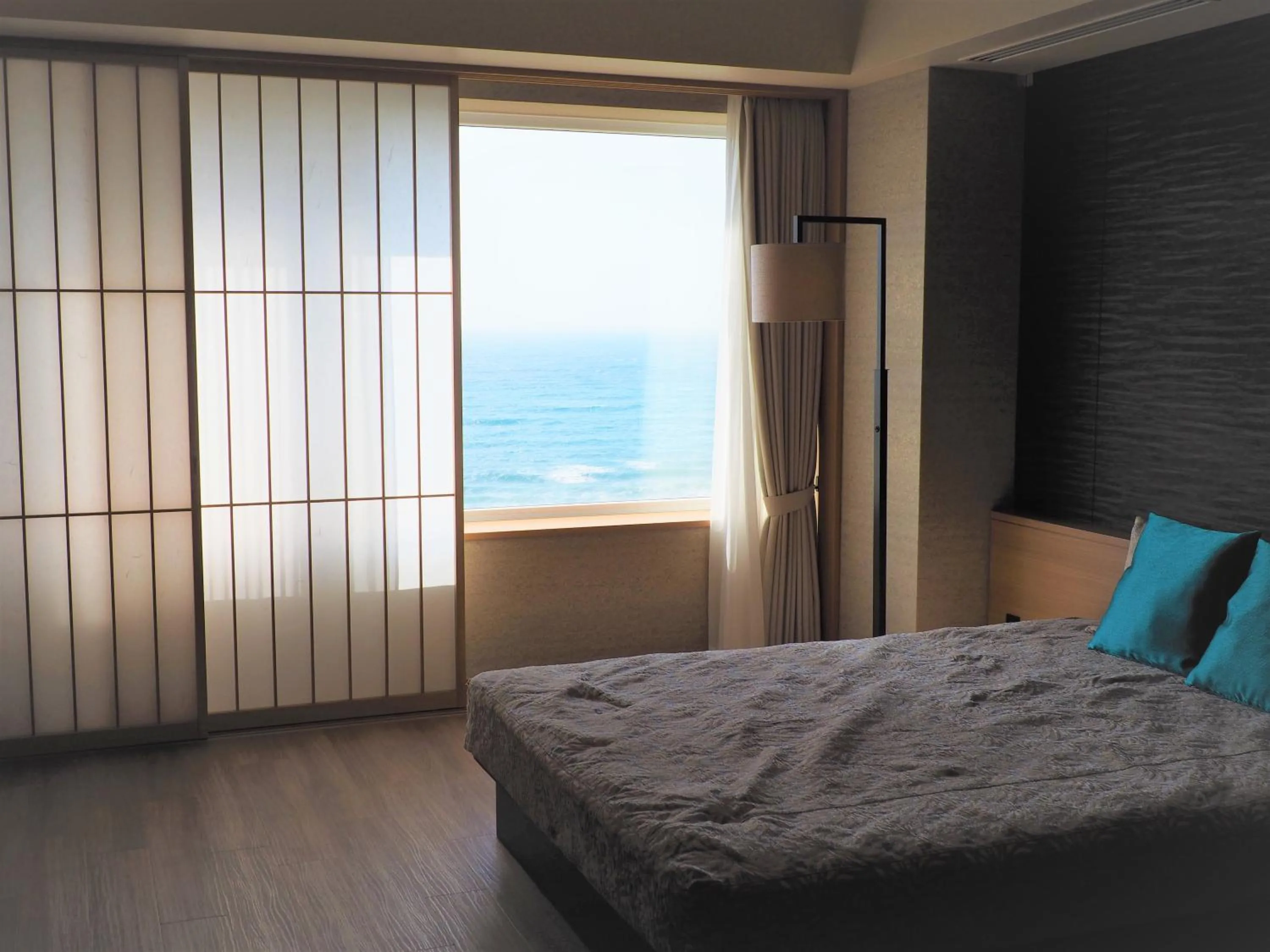 View (from property/room), Bed in Hakodate Yunokawa Onsen Umi to Akari Hewitt Resort