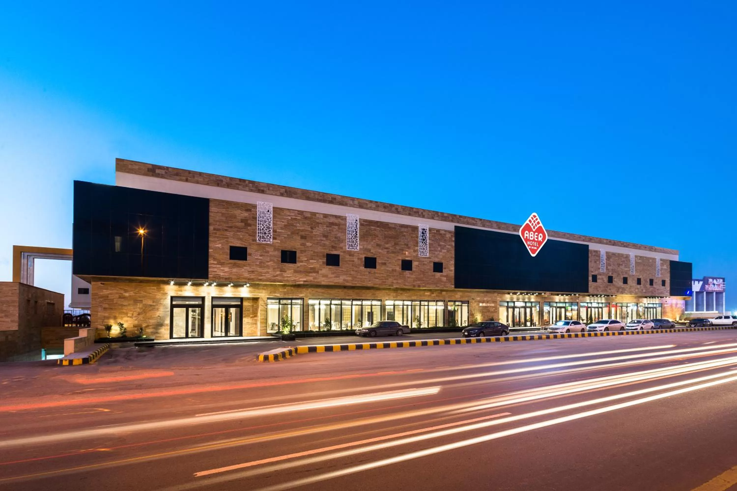 Property building in Aber Al Munsiyah