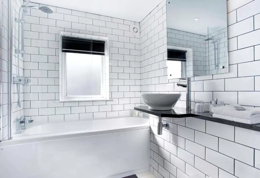 Bathroom in Redesdale Arms Hotel