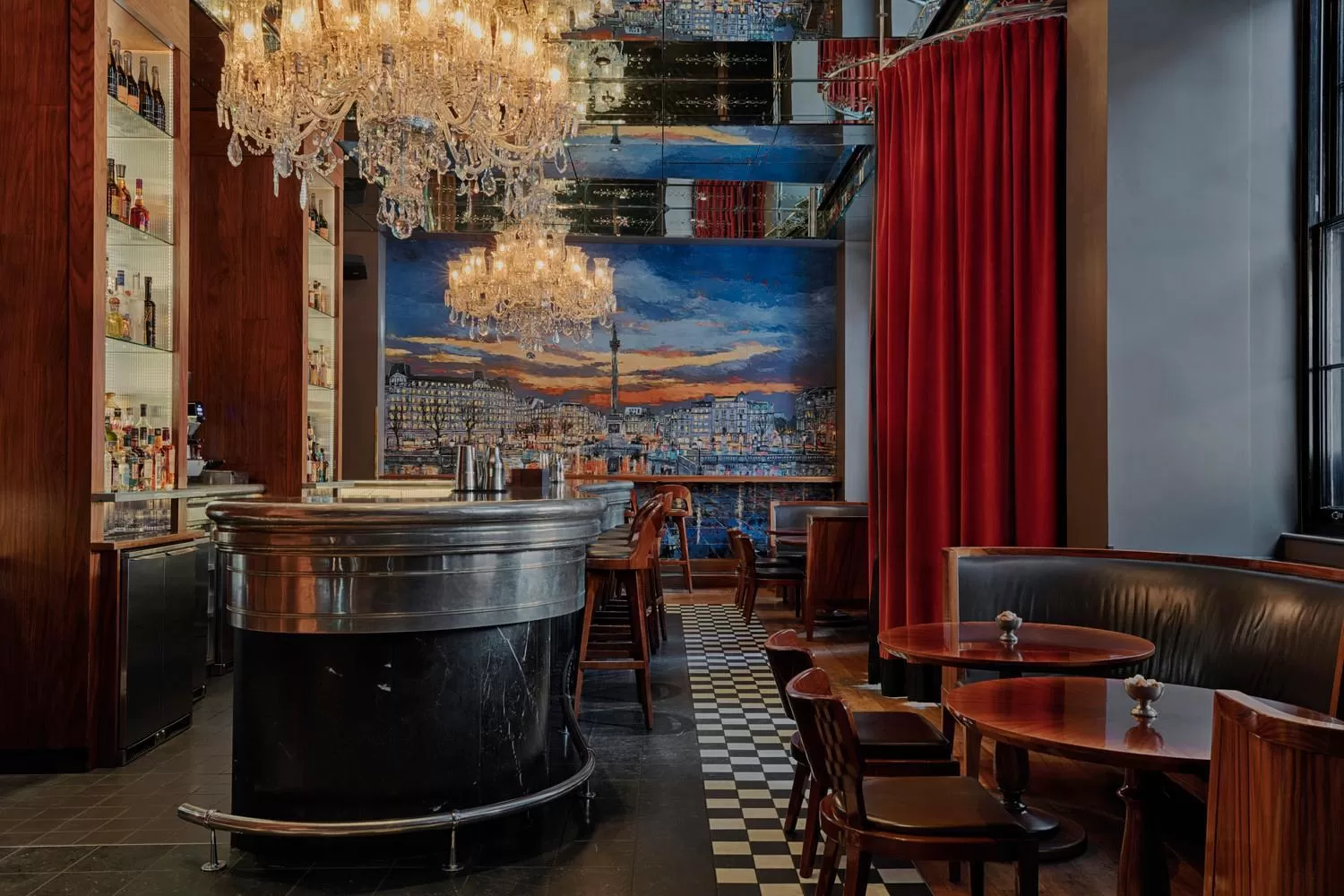 Restaurant/places to eat in Kaya Great Northern Hotel, London