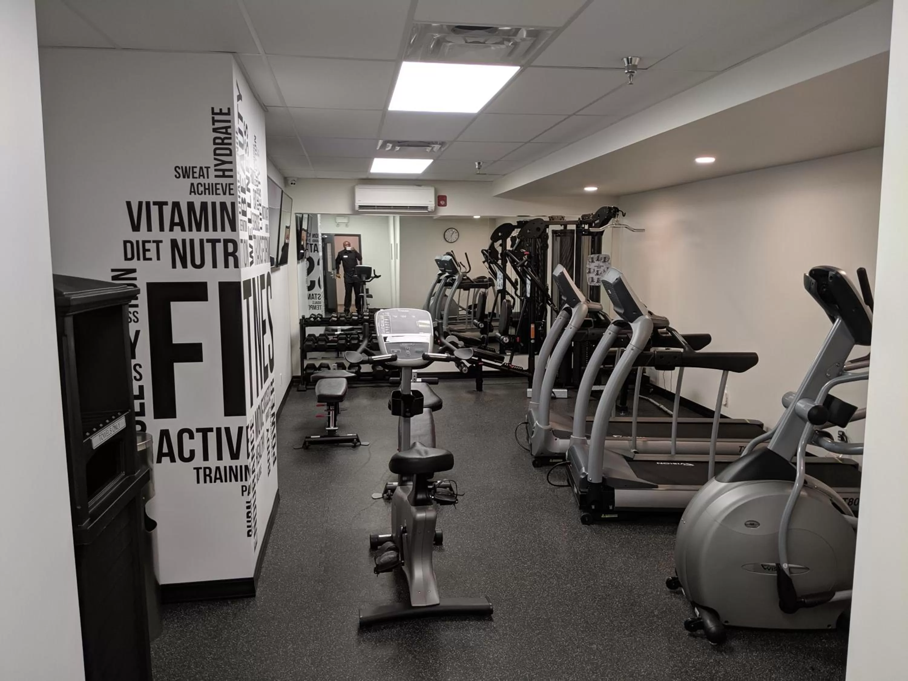 Fitness centre/facilities in Best Western Plus Morden