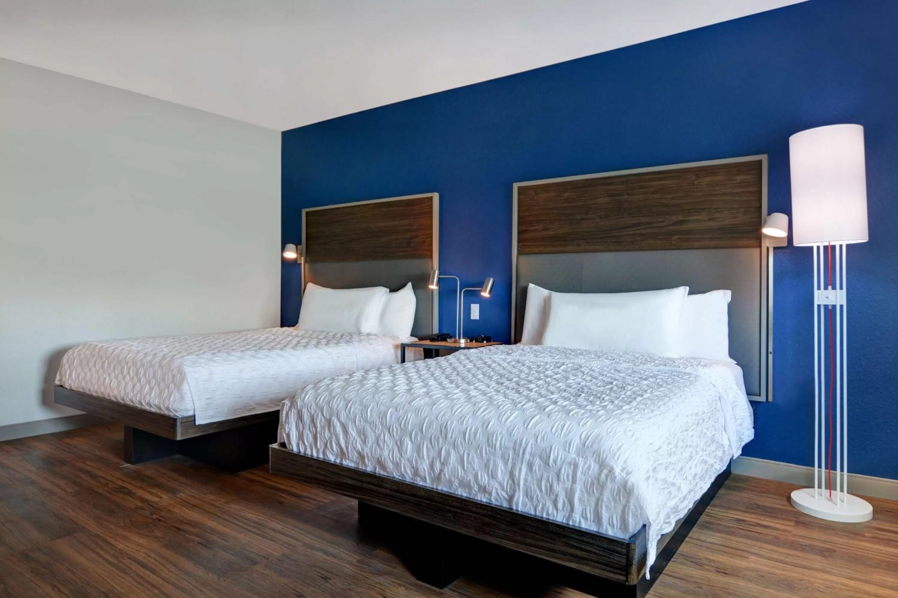 Bed in Tru By Hilton St. Petersburg Downtown Central Ave