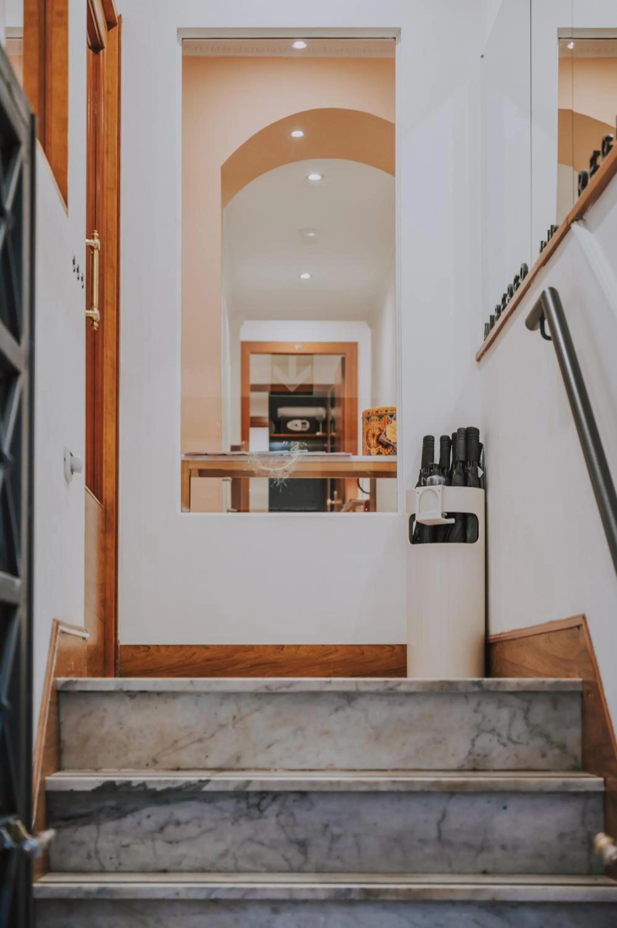 Facade/entrance in Albergo Delle Regioni, Barberini - Fontana di Trevi