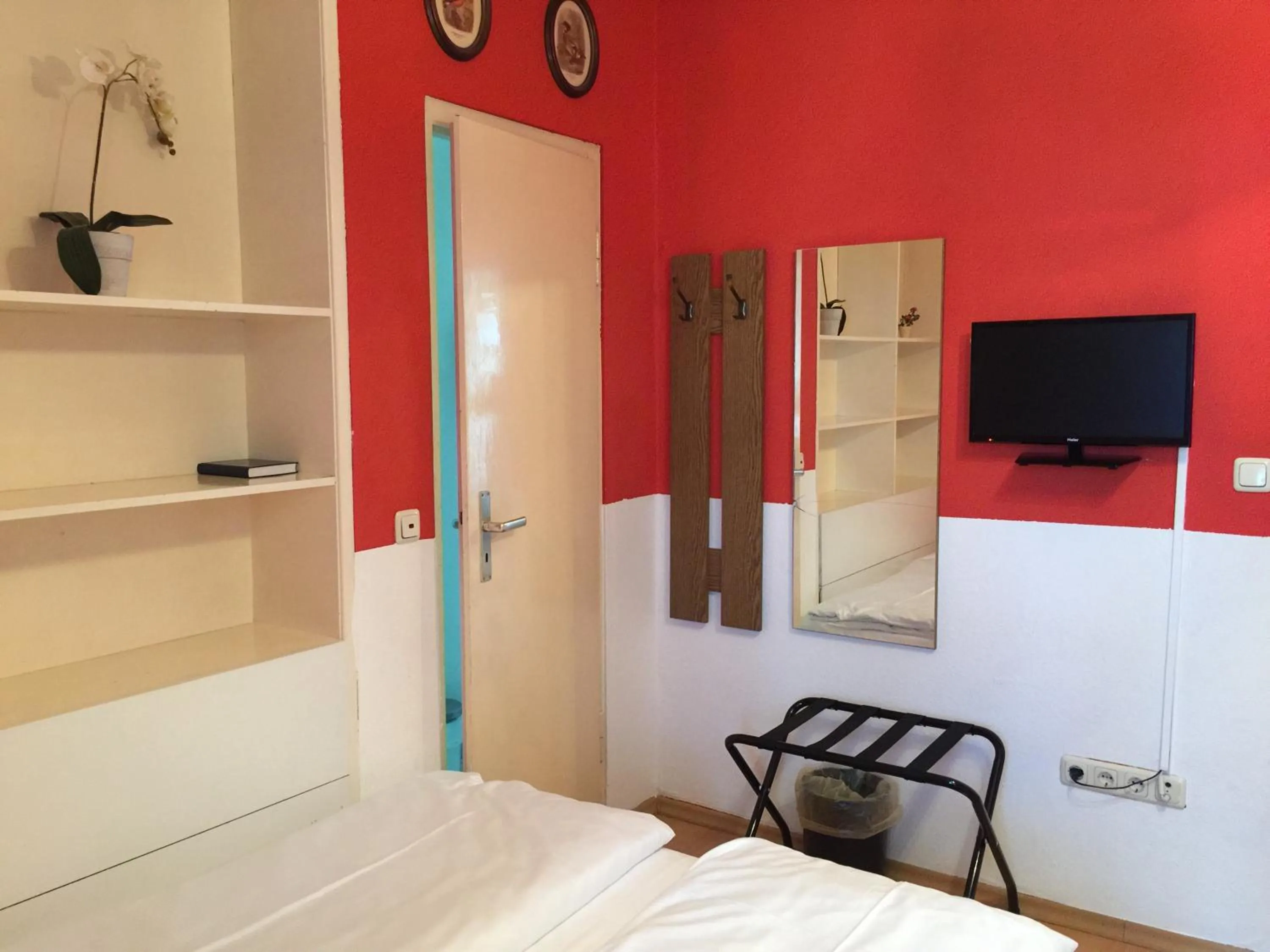 TV and multimedia, Bed in Hotel Galleria