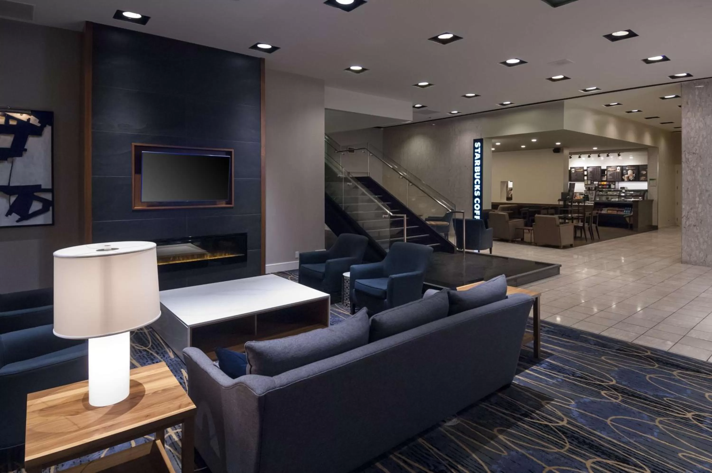 Lobby or reception in Doubletree by Hilton London