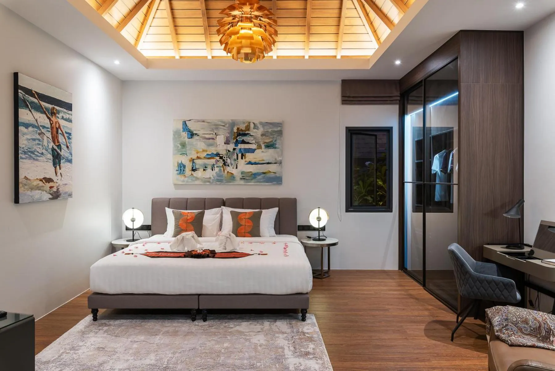 Bed in Inspire Villas Phuket
