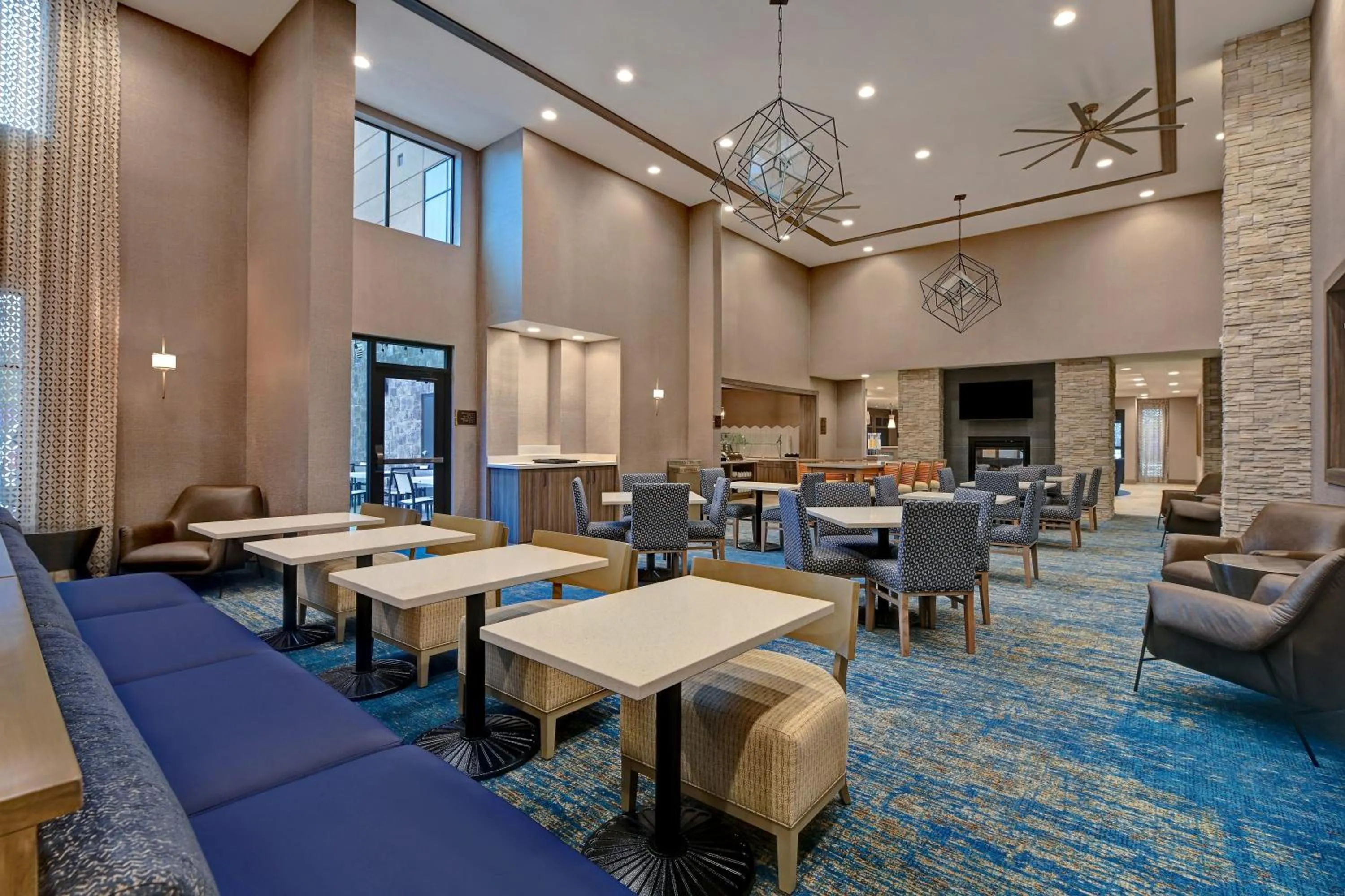 Lounge or bar in Homewood Suites By Hilton Austin/Cedar Park-Lakeline, Tx