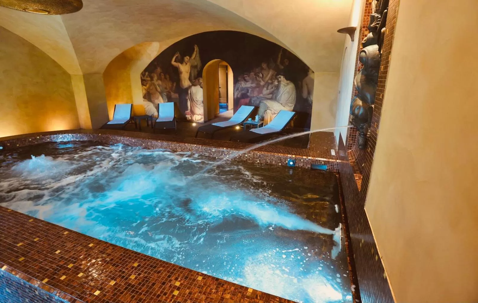 Spa and wellness centre/facilities in Hôtel Restaurant Spa Le Sauvage