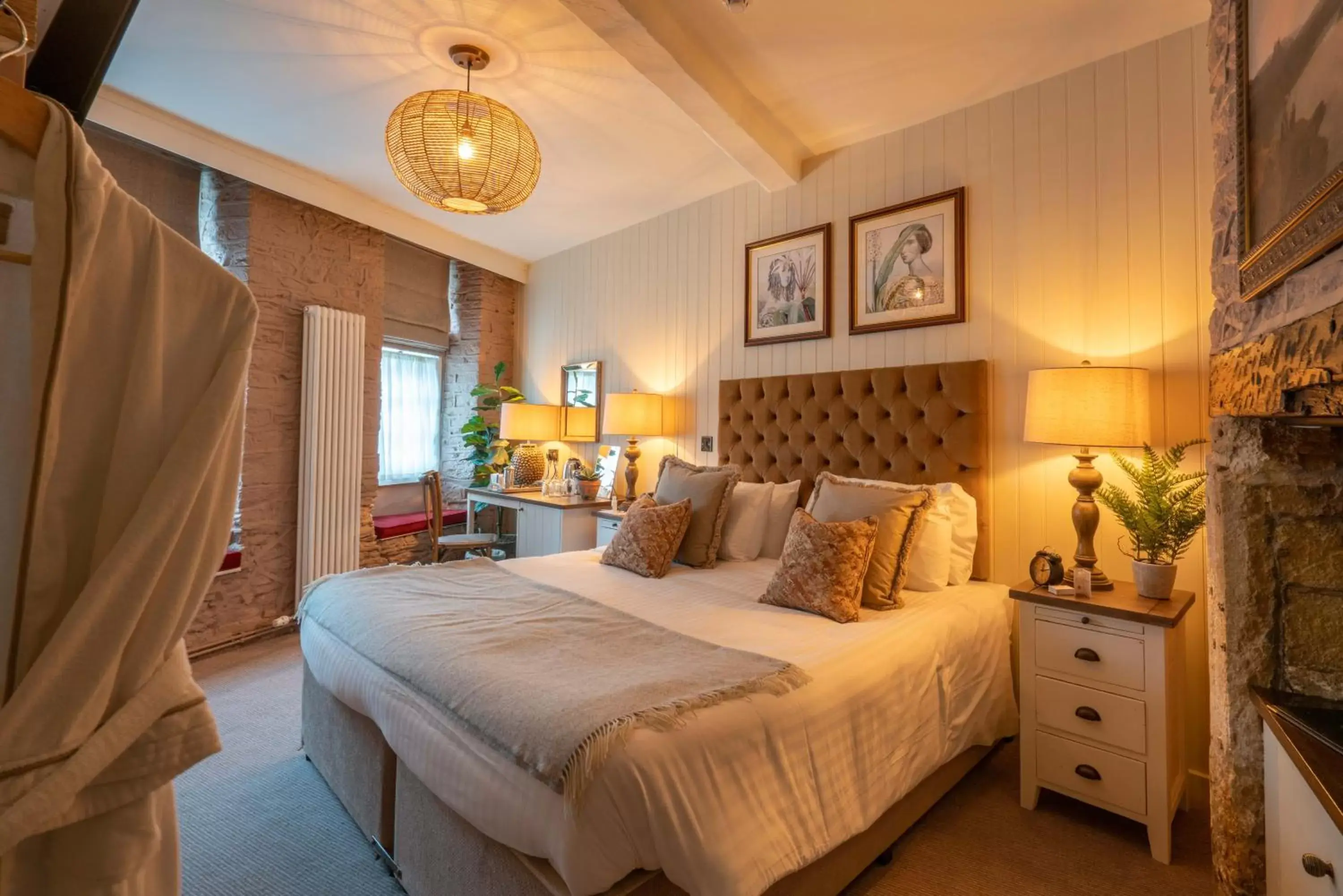 Classic Family Room Wells- Plaine in The George Inn & Plaine Classic Family Room Wells- Plaine in The George Inn & Plaine