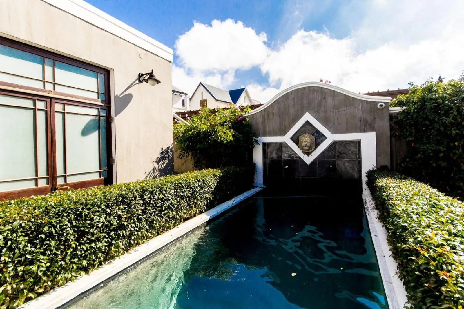 Swimming pool in Lemoenkloof Boutique Hotel