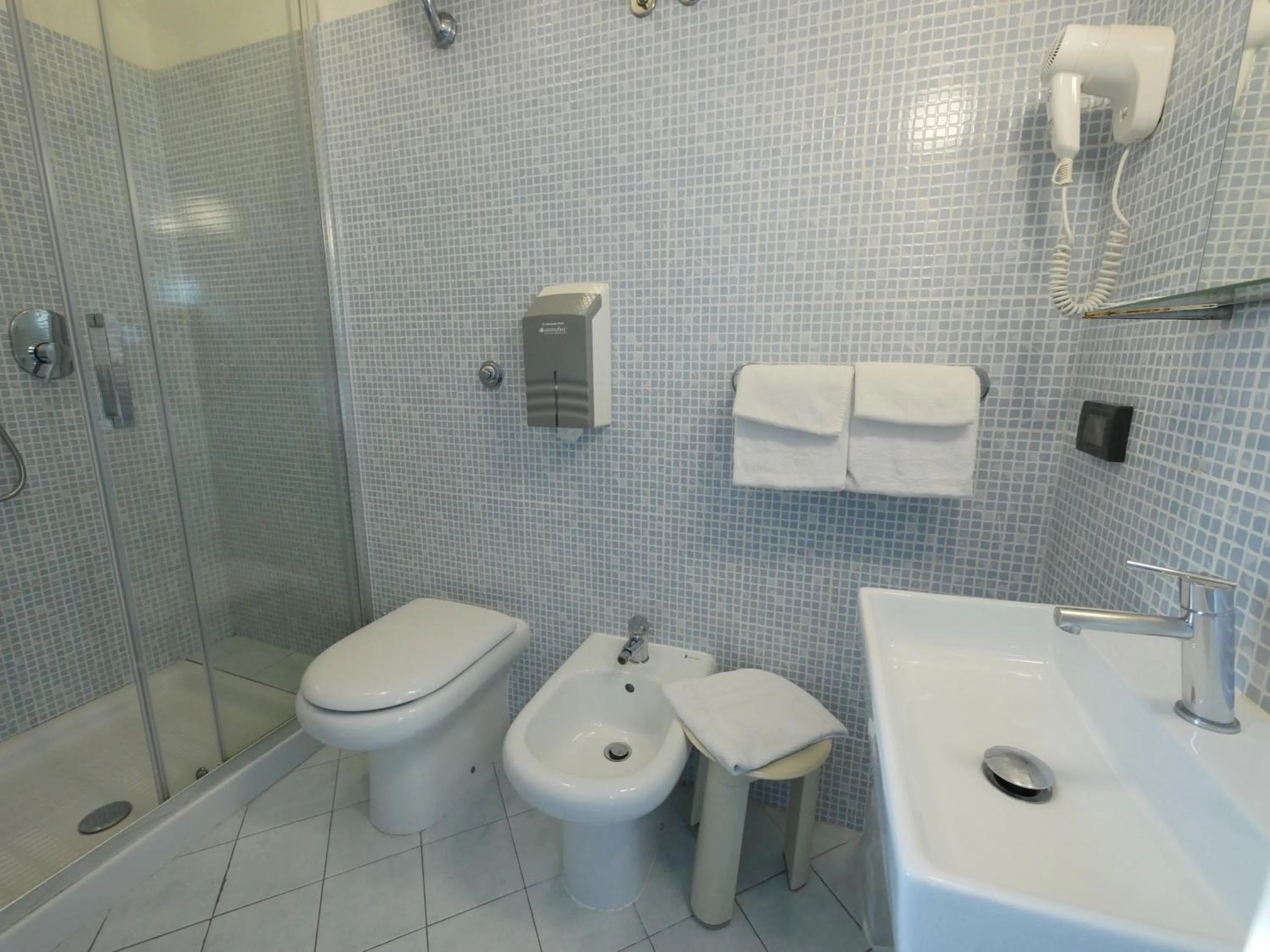 Shower in Hotel Careggi