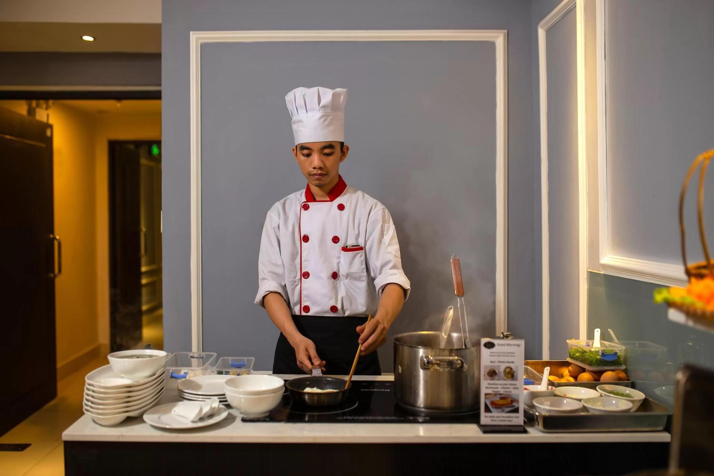 Staff in 22land Residence Hotel 71 Hang Bong Premium