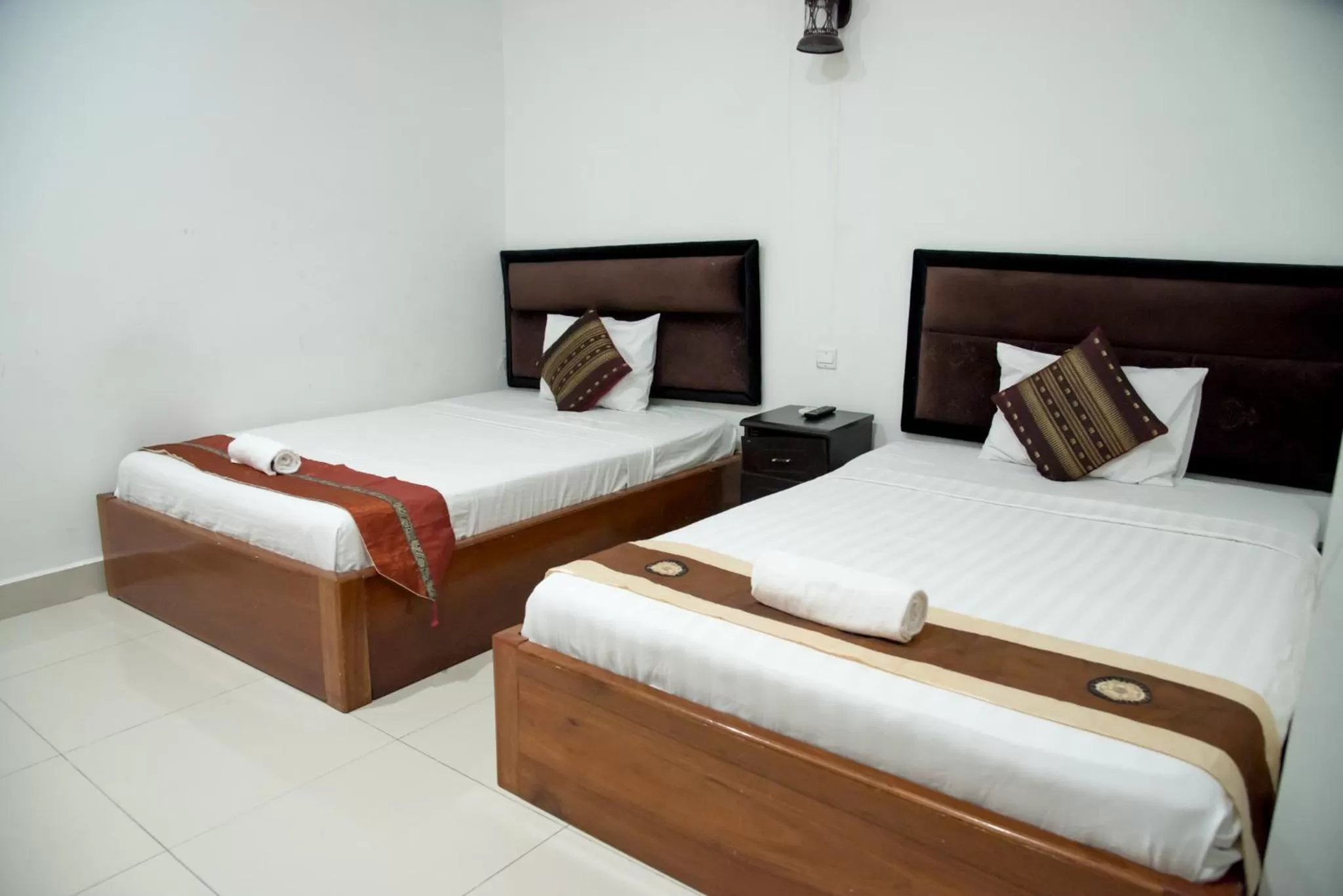 Living room, Bed in New Season Riverside Hotel