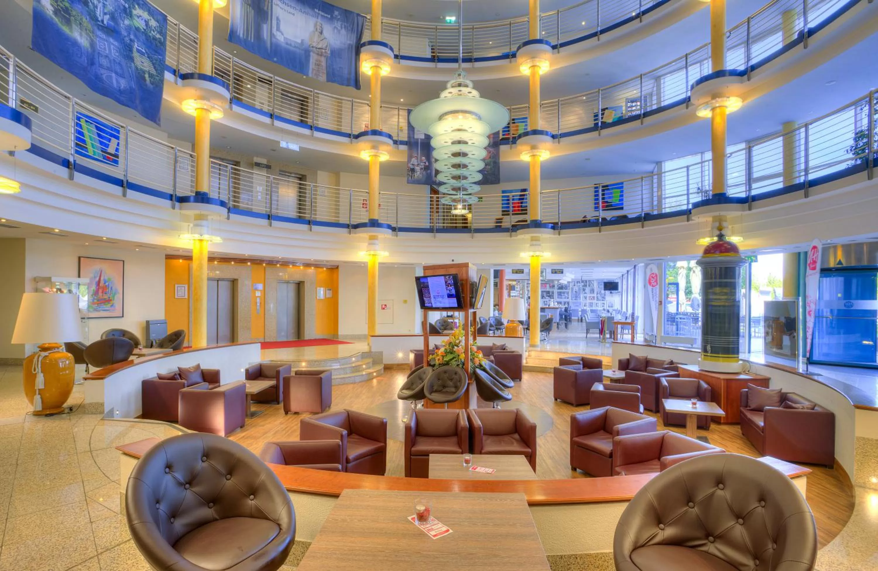 Communal lounge/ TV room in ACHAT Hotel Magdeburg