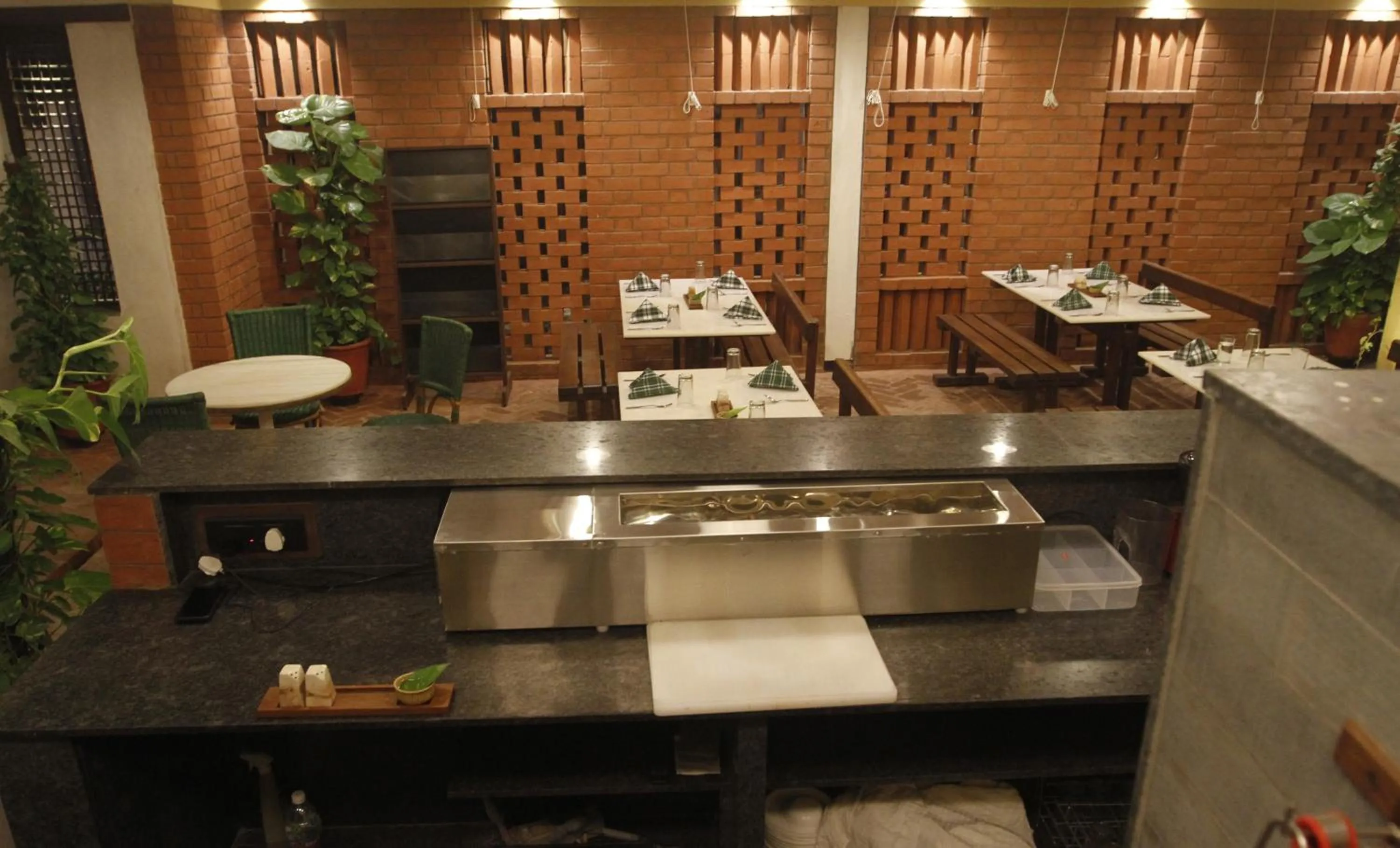 Kitchen or kitchenette in Mangaldas Ni Haveli II by The House of MG