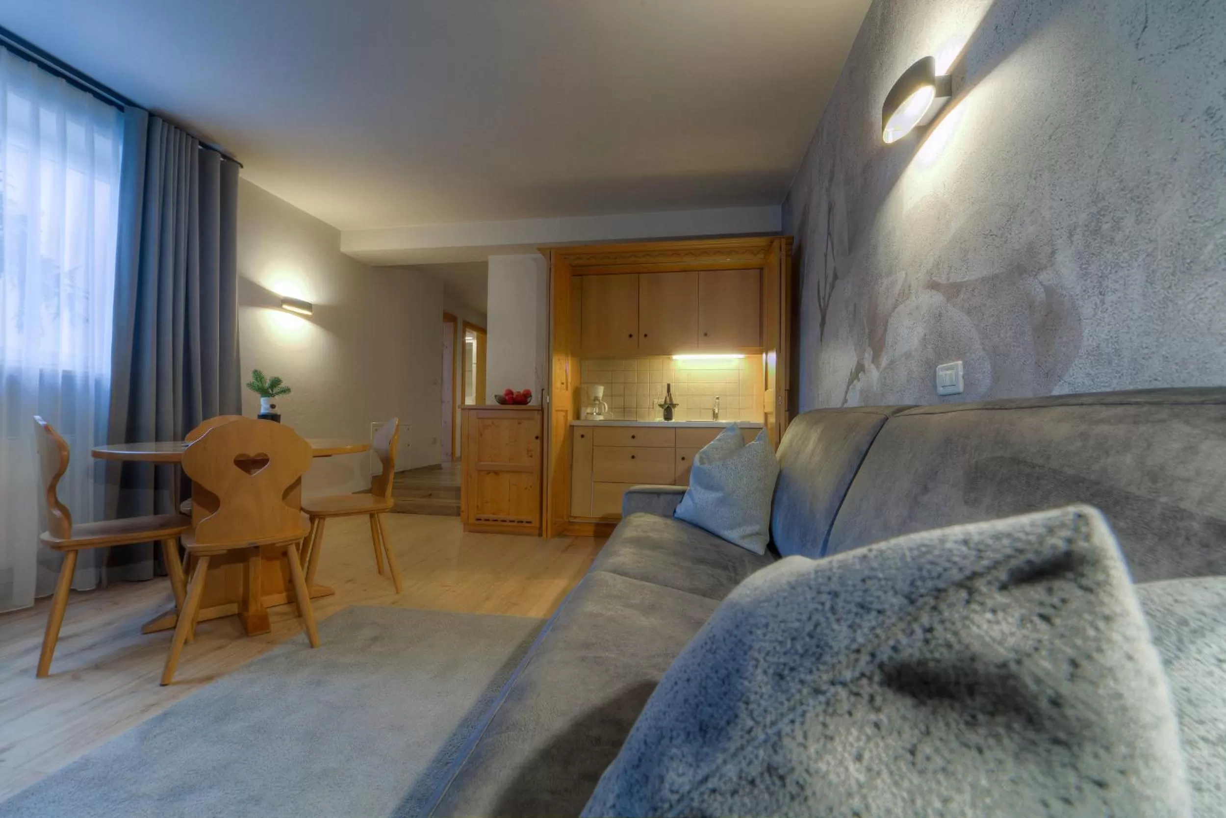 Kitchen or kitchenette in Eden Apartments