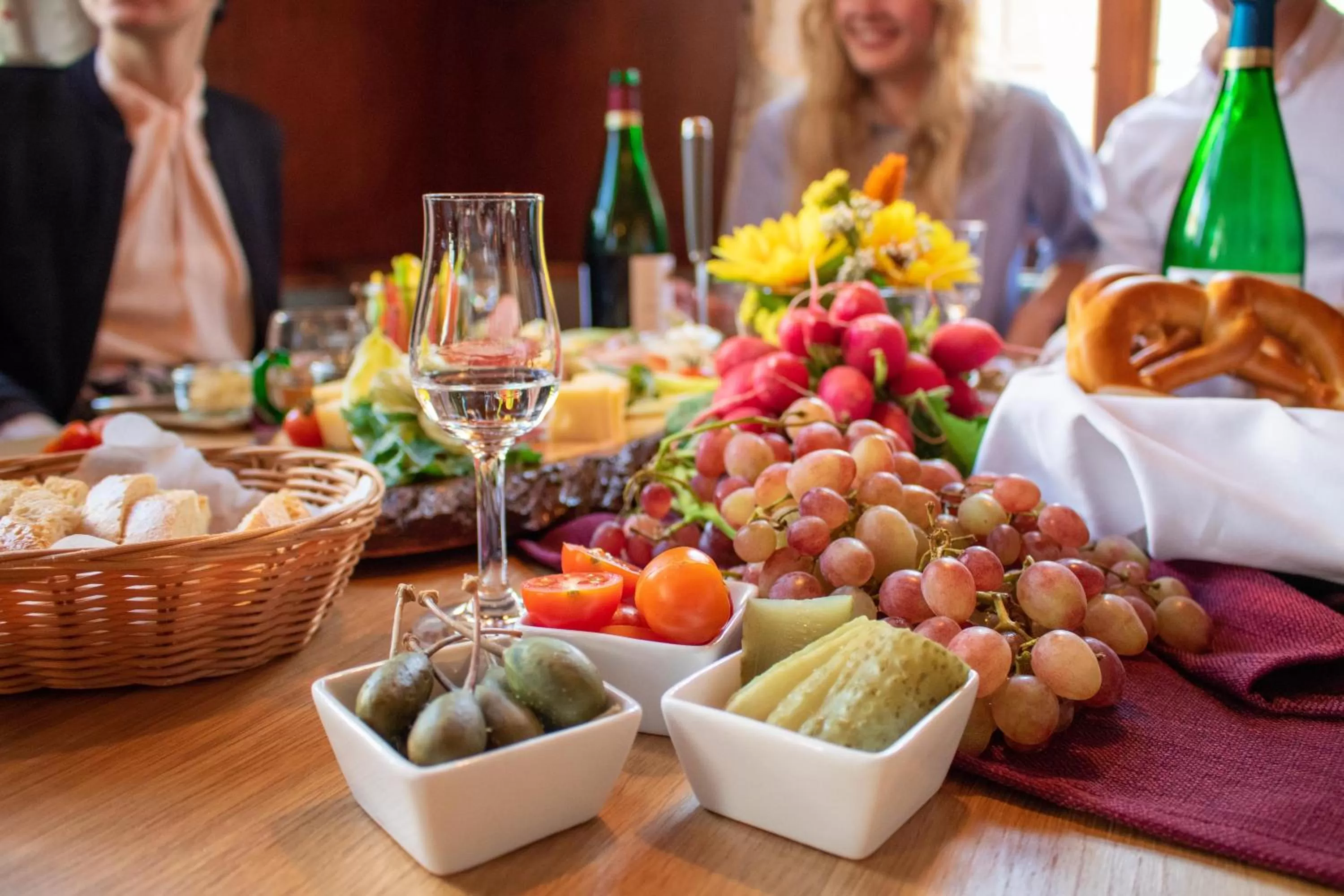 Food and drinks in Hirsch Hotel