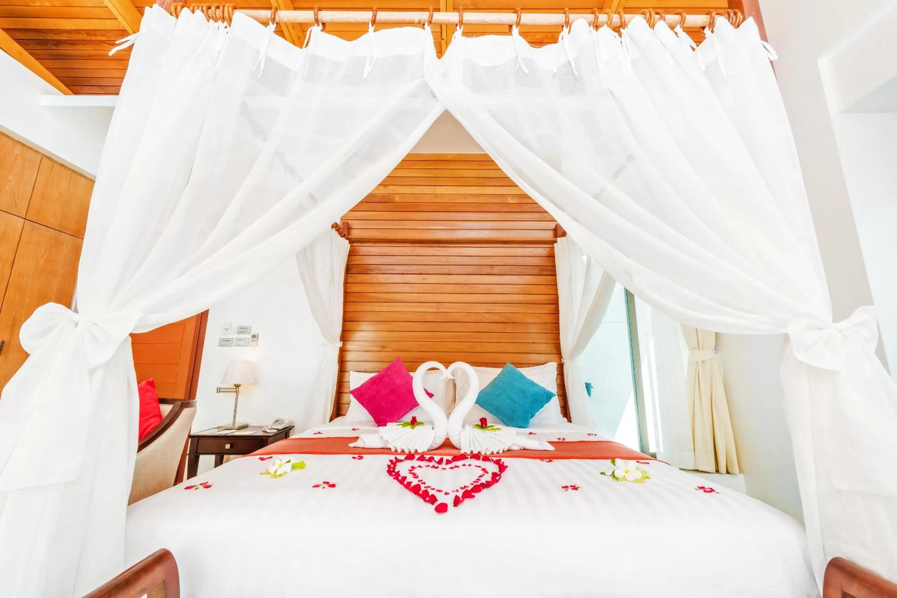 Bed in Wyndham Sea Pearl Resort, Phuket